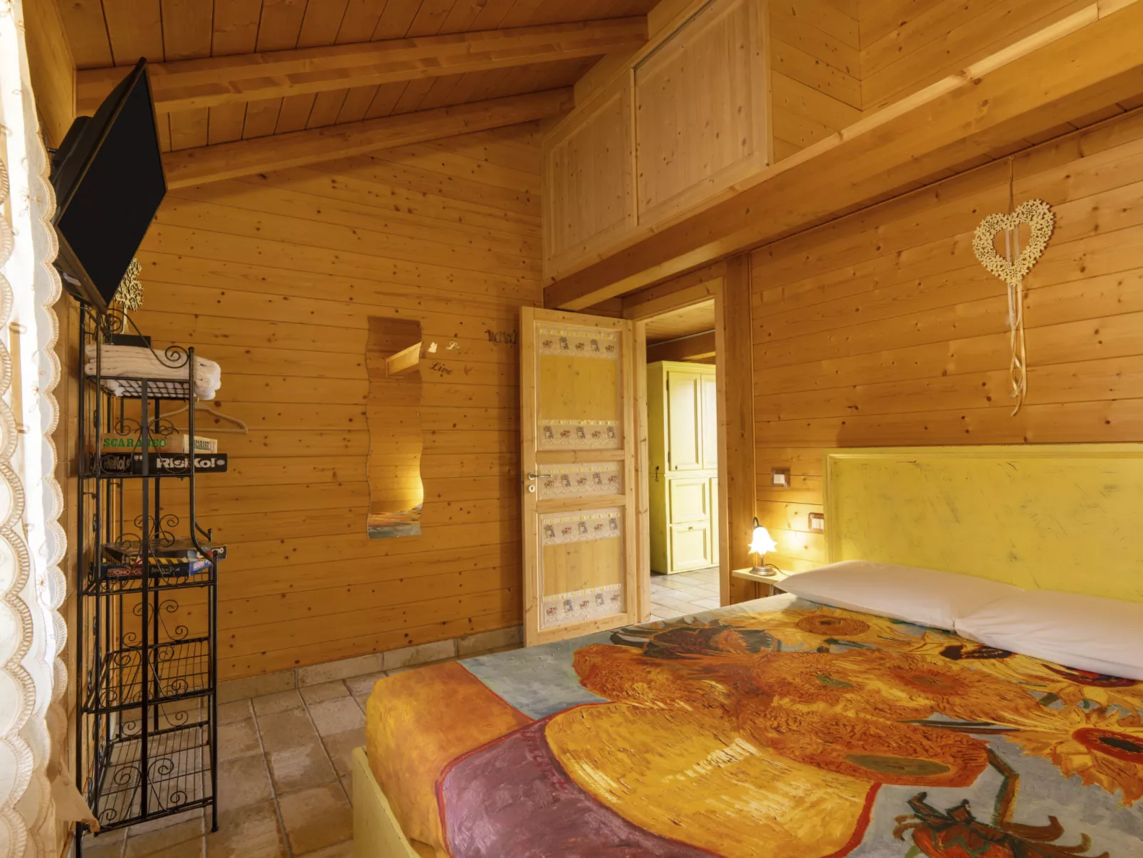 'Messis la gialla'-Binnen