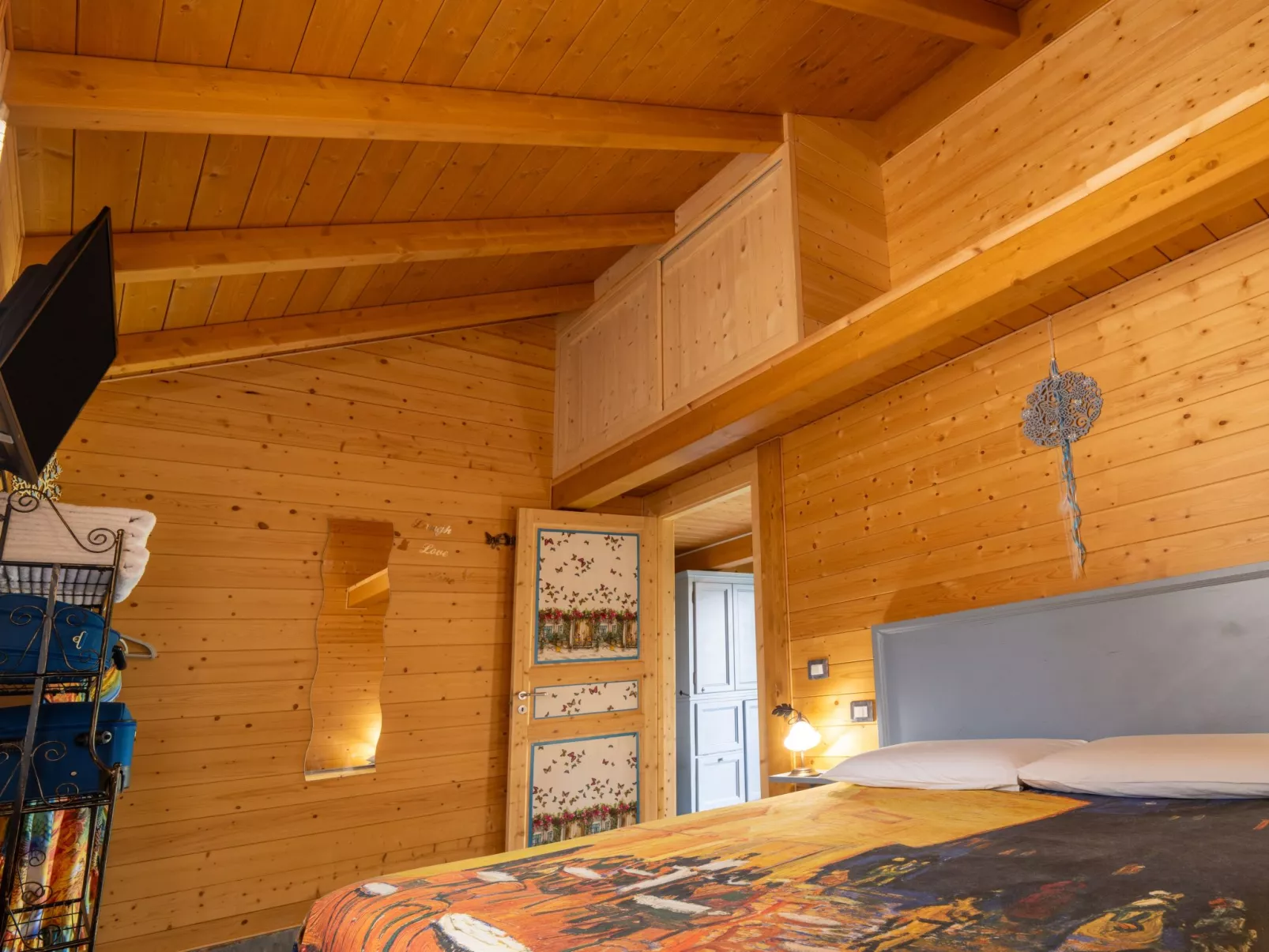 'Hortus la azurra'-Binnen