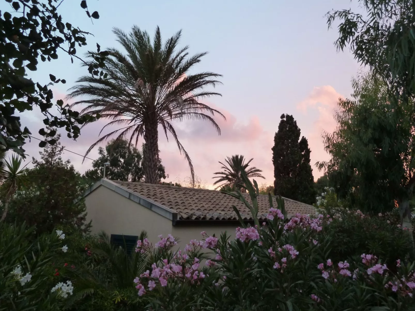 Schöner zentraler Bungalow direkt am Sandstrand auf Sizilien-Buiten