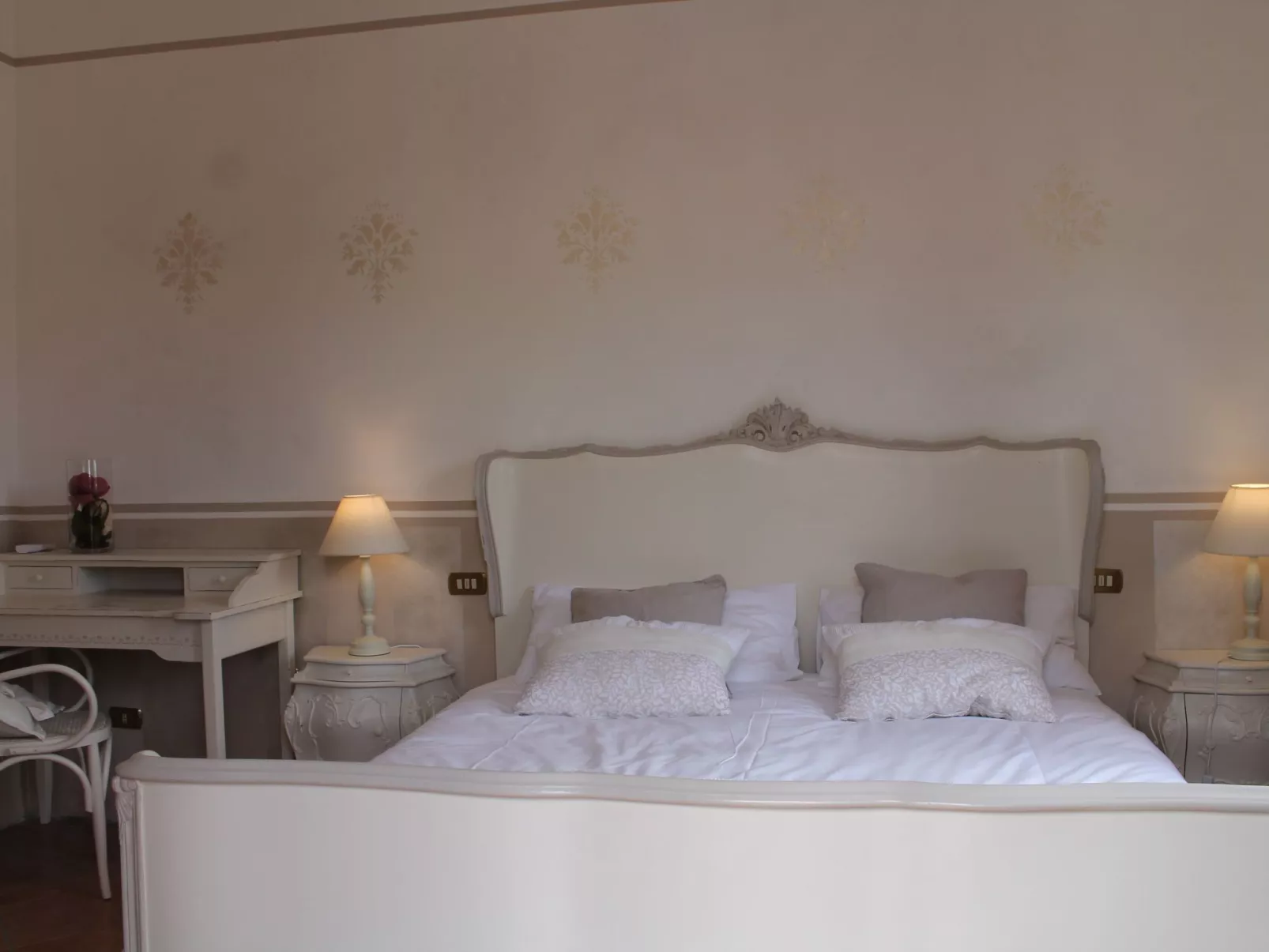 La Valinfiore Luxuswohnung mit Pool-Image-tags.info