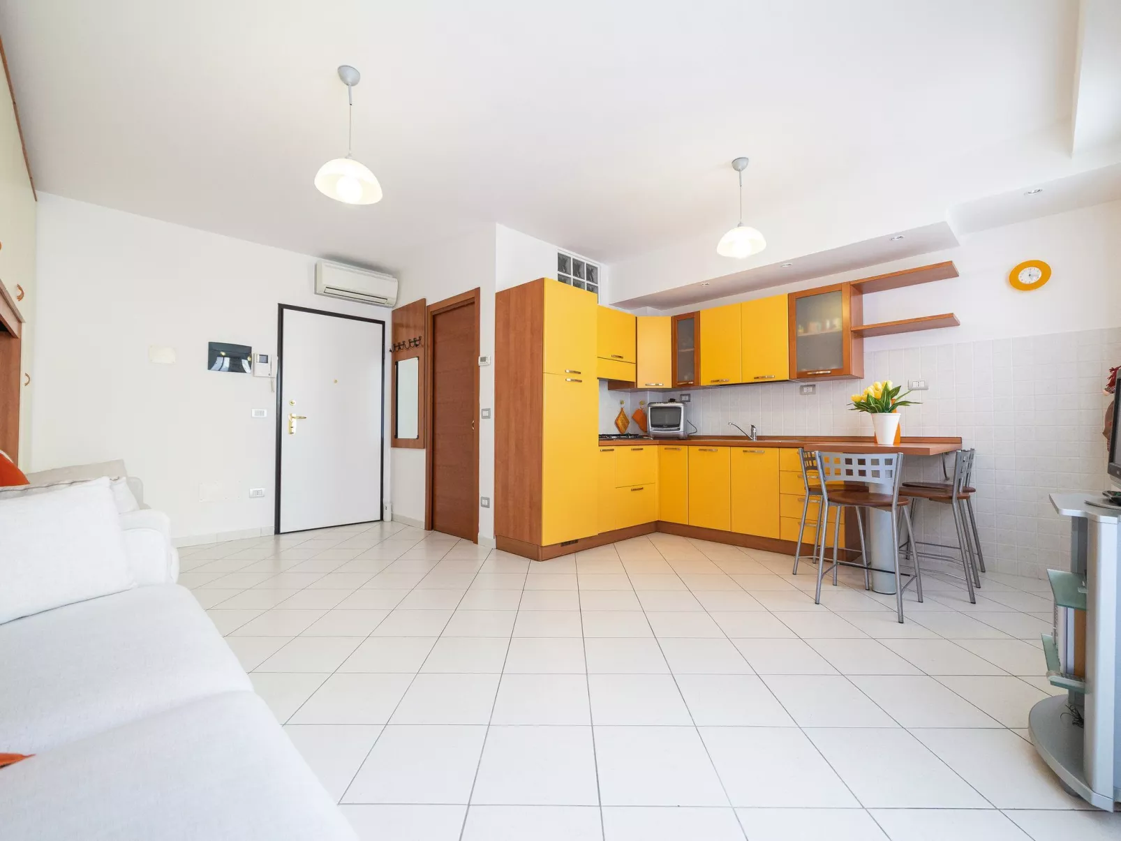 Wohnung Borghetto Santo Spirito mit Terrasse-Binnen