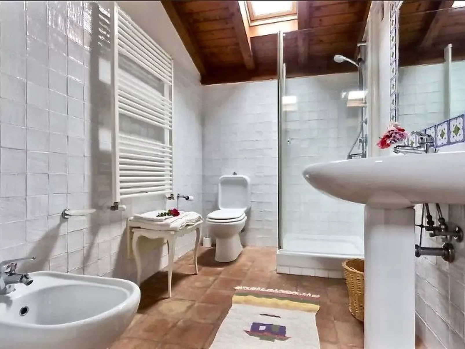 'Cedar' mit Wasserblick-Image-tags.info