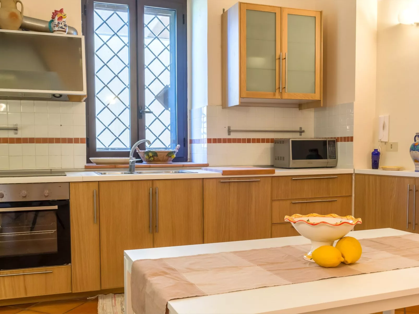 Villa Battiato - Haus n Pool-Binnen