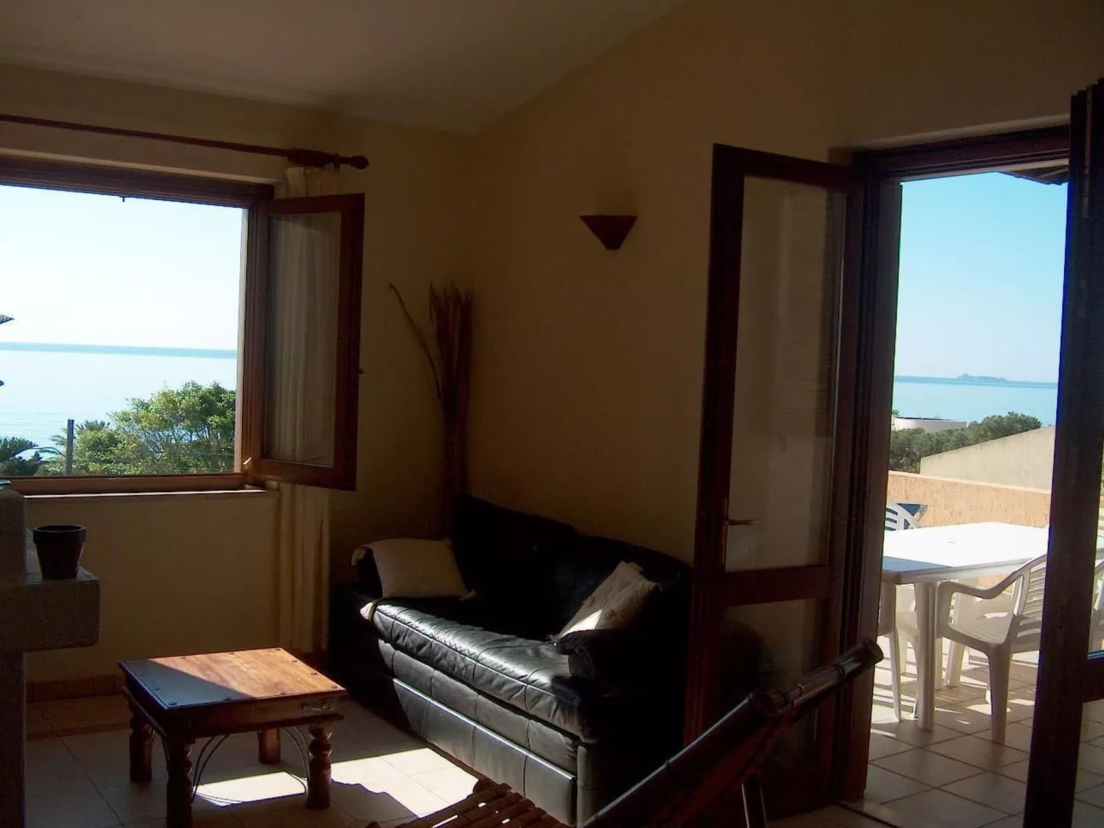 Casa Giusy mit Terrasse und Meerblick-Image-tags.info