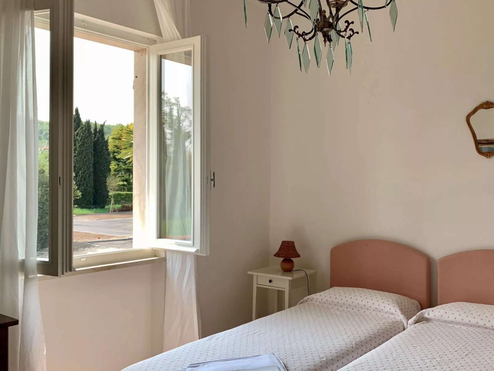 Wohnung Dependance mit Gemeinschaftspool-Image-tags.info