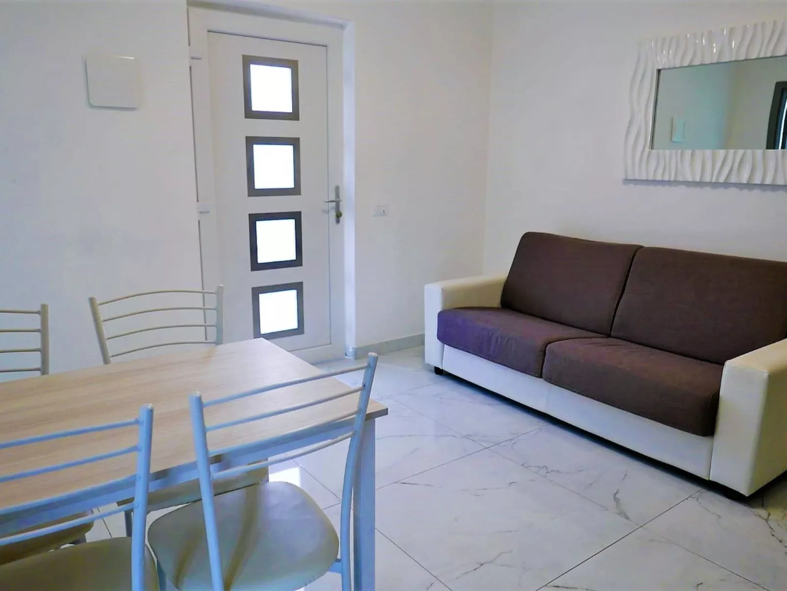 Fiorita 5 - erster Stock-Binnen