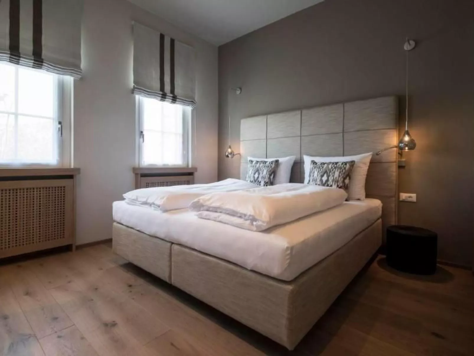 Luxusvilla am Gardasee mit privatem Badesteg-Image-tags.info