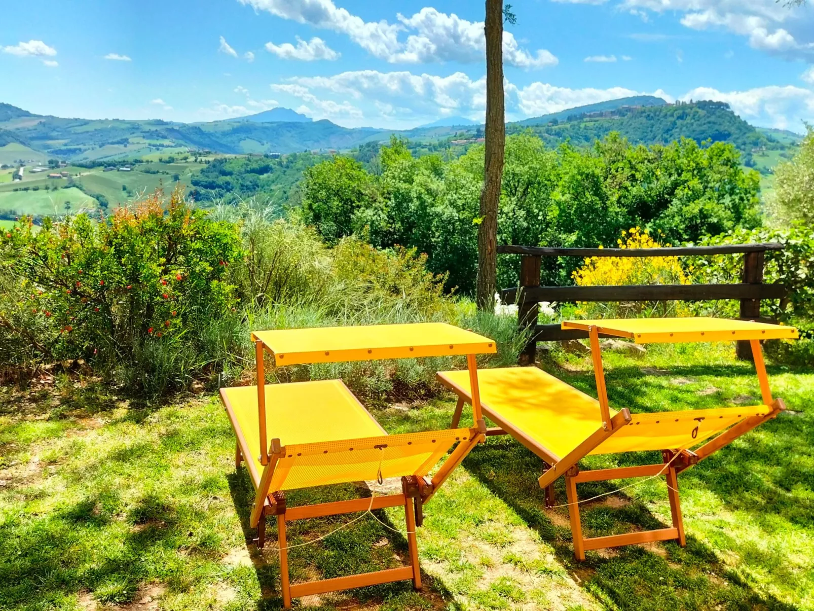 Charmantes Bauernhaus in Penna San Giovanni-Buiten