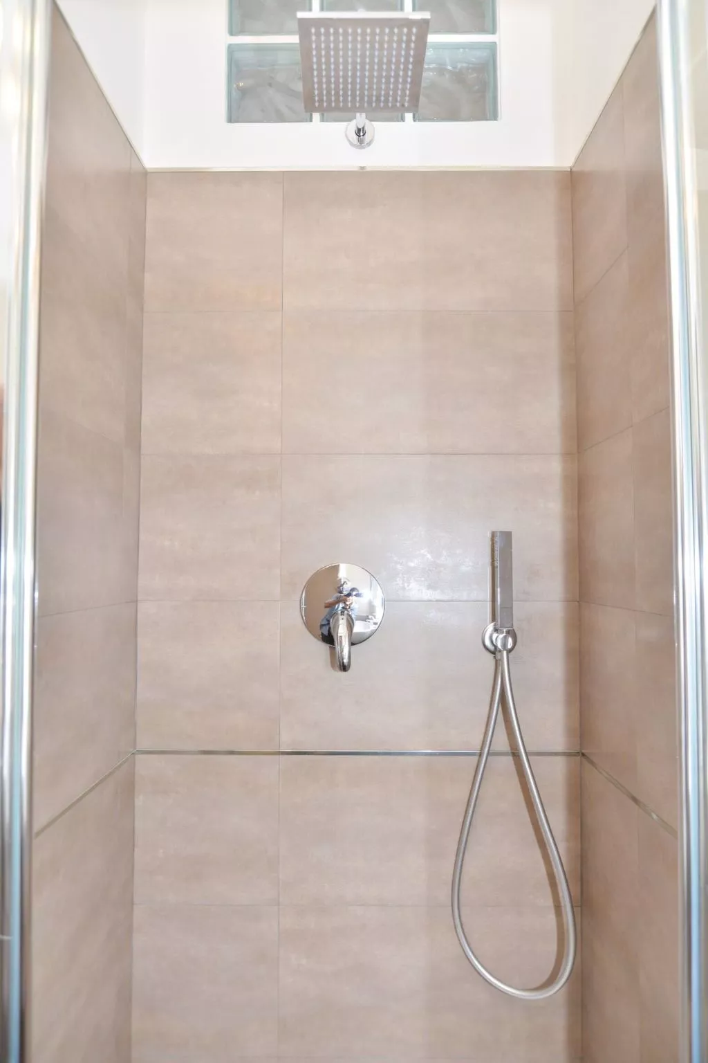 Ihr Rautenlicht und Super Wi Fi-Binnen