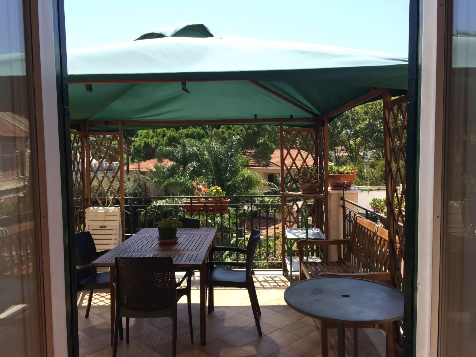 Wohnung in Jugendstilvilla-Buiten