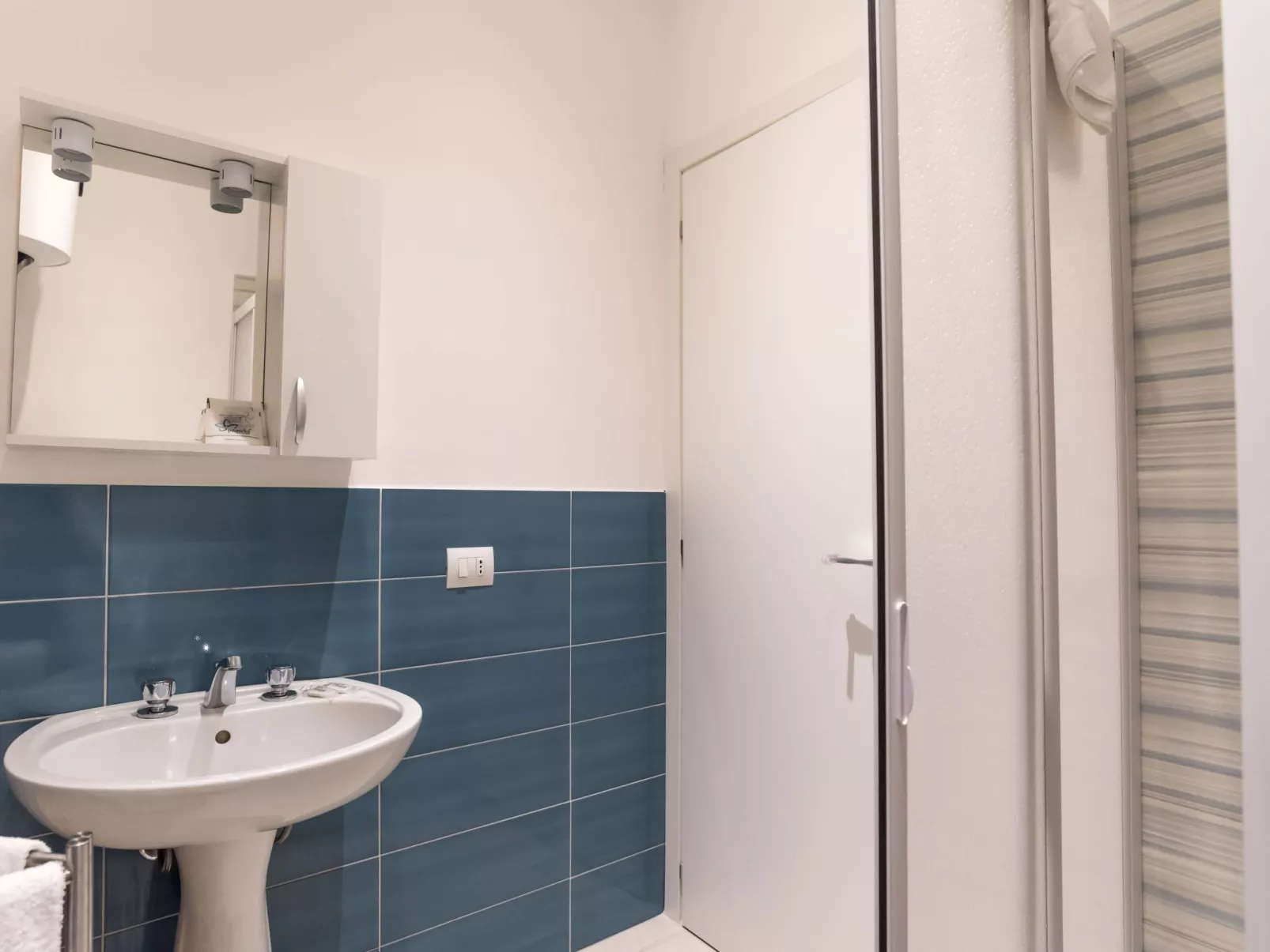 Talete, im Zentrum 40 m vom Strand entfernt-Binnen