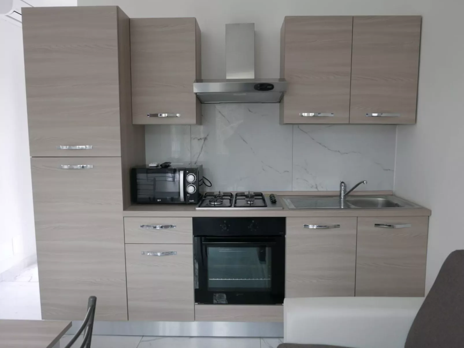 Fiorita Studio 6 - 2 Stockwerk-Image-tags.info