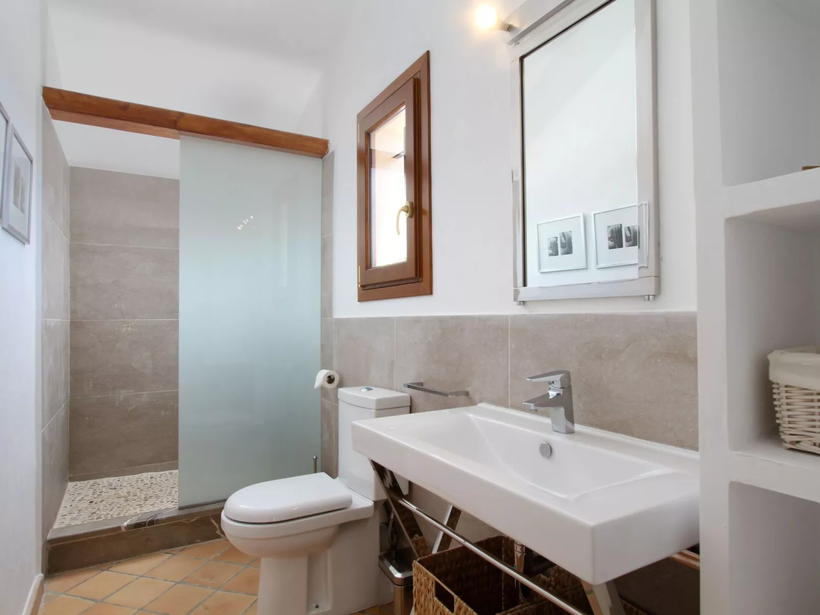 Bonita casa cerca del mar-Image-tags.info