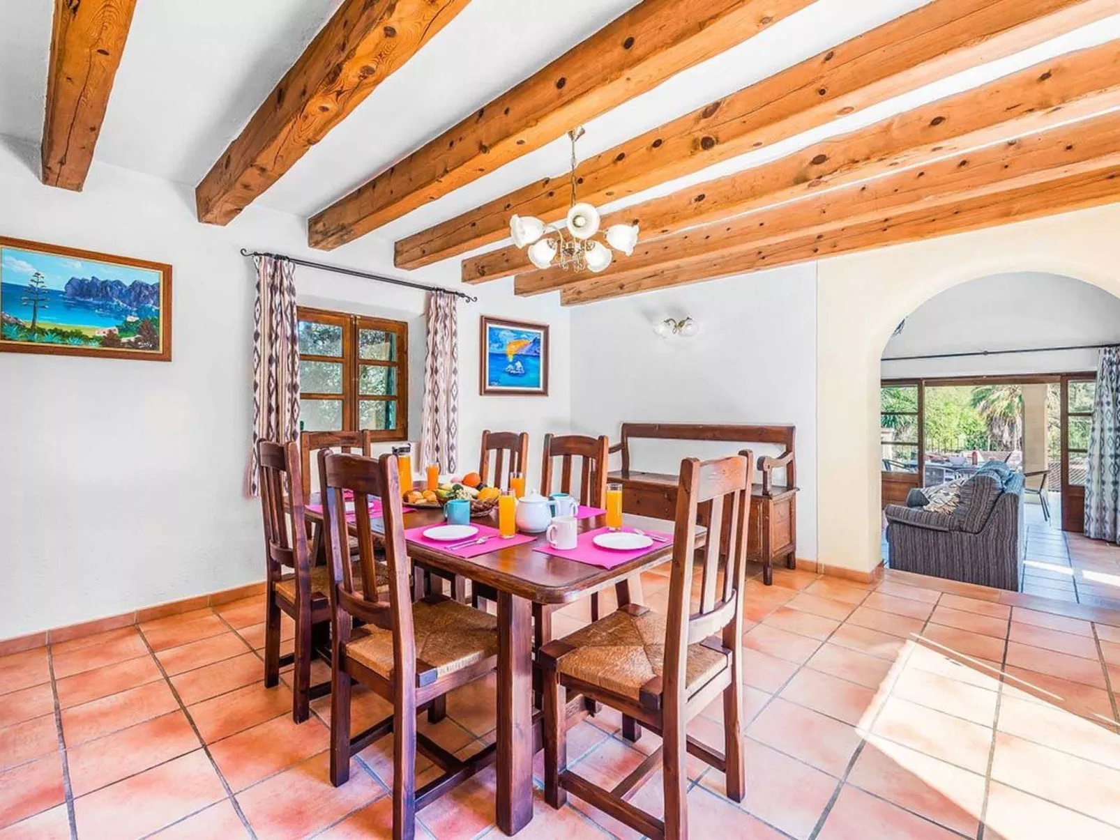 Finca Tomas, Cala Sant Vicenç-Binnen