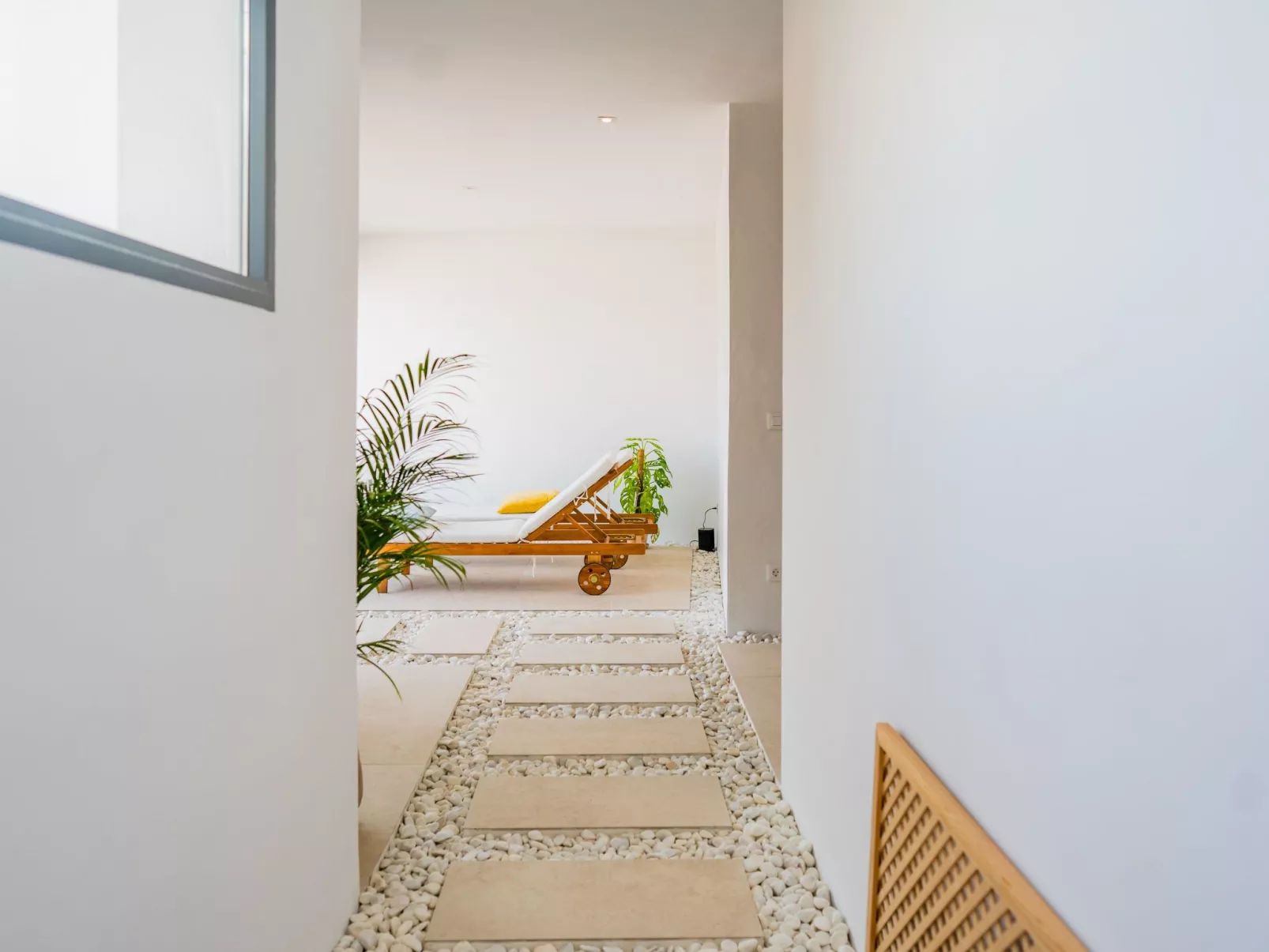 Luxuriöse Finca mit Pool, Spa und spektakulärer Aussicht-Binnen