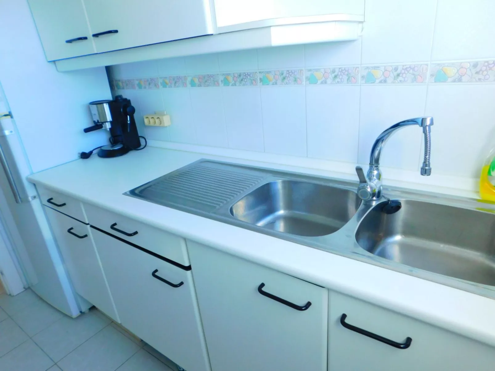 Ferienvermietung Penthouse mit schöner Terrasse 200m vom Strand Salatar, Roses-Binnen