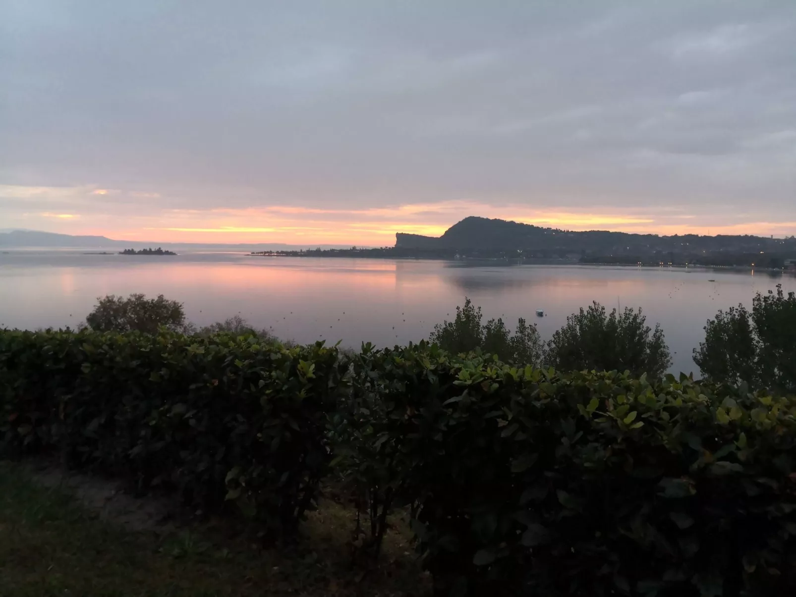 Freifläche mit direktem Zugang zum Strand-Buiten