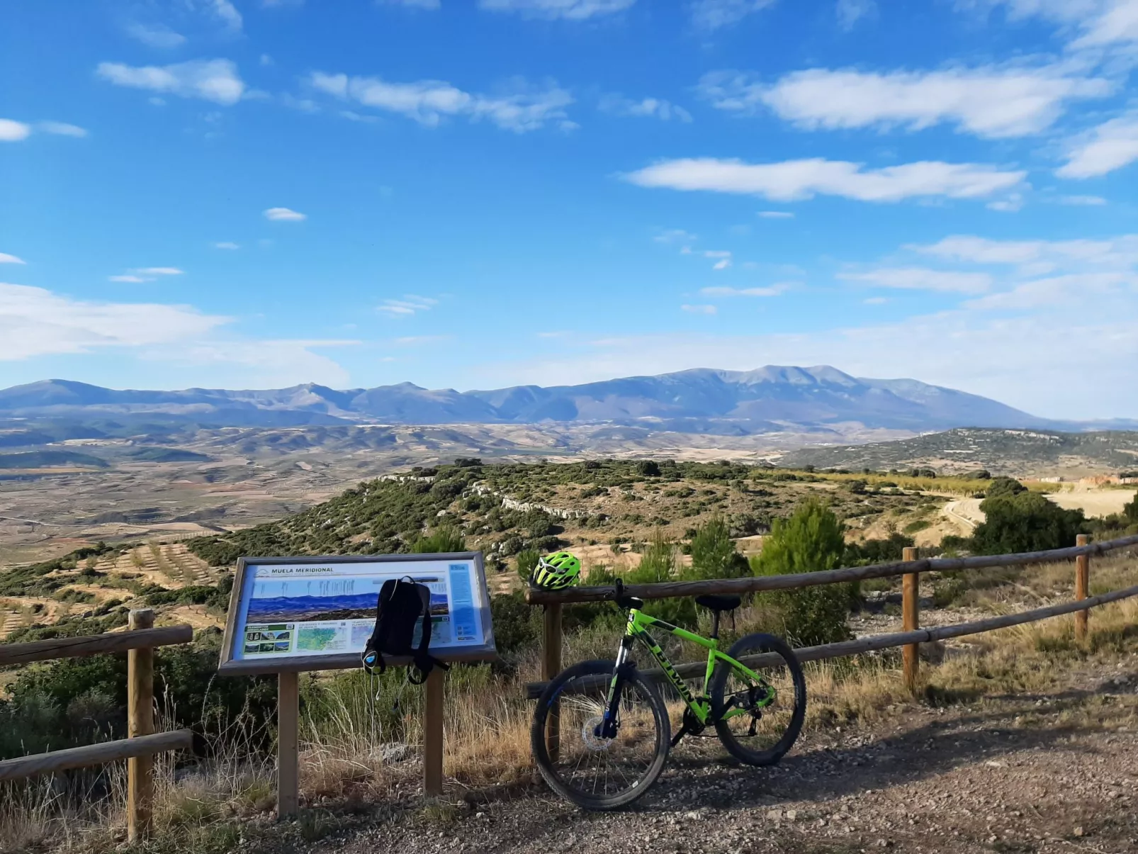 Landwohnung mit Bergblick-Image-tags.info