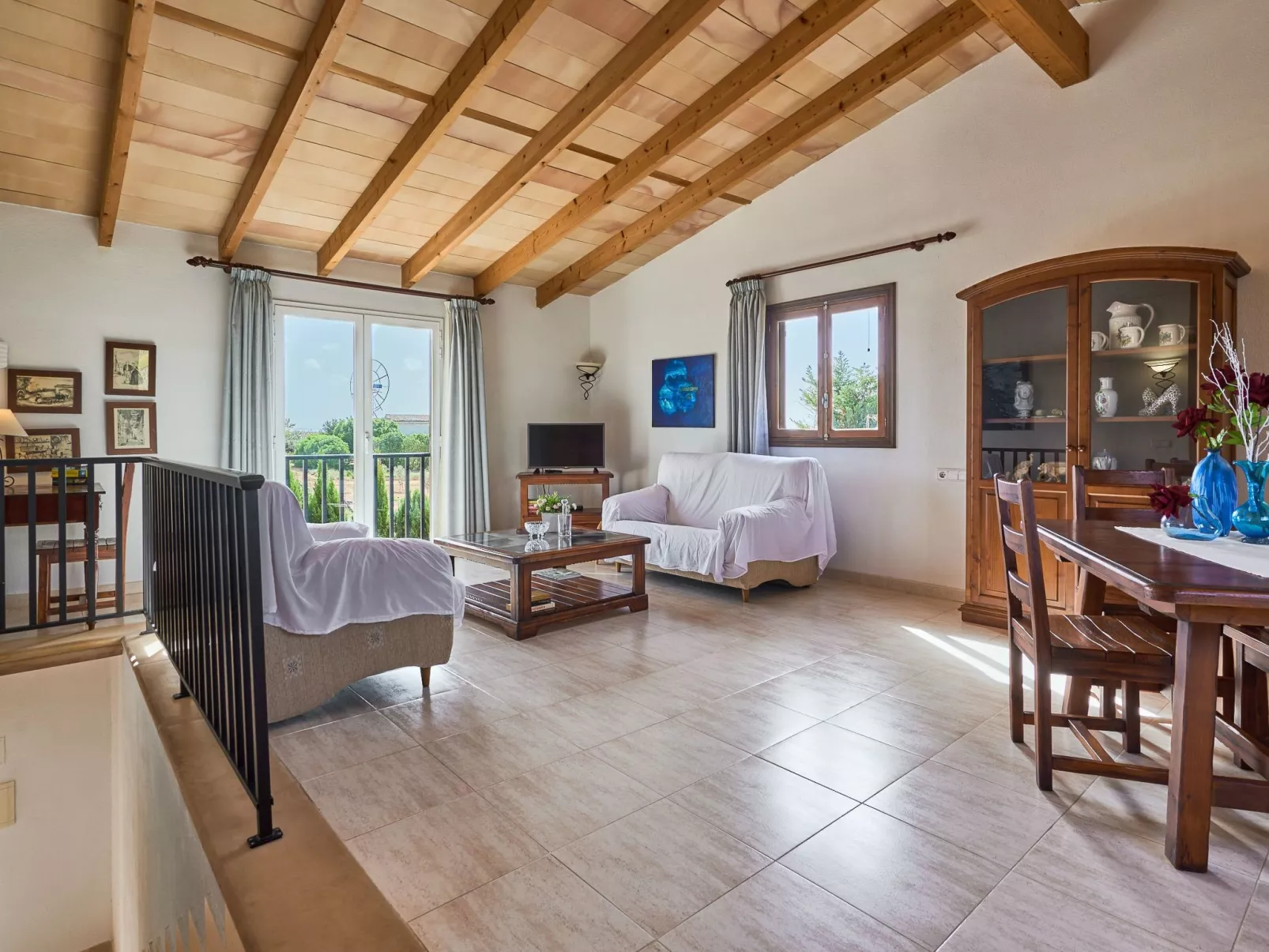 Villa mit privatem Pool-Binnen