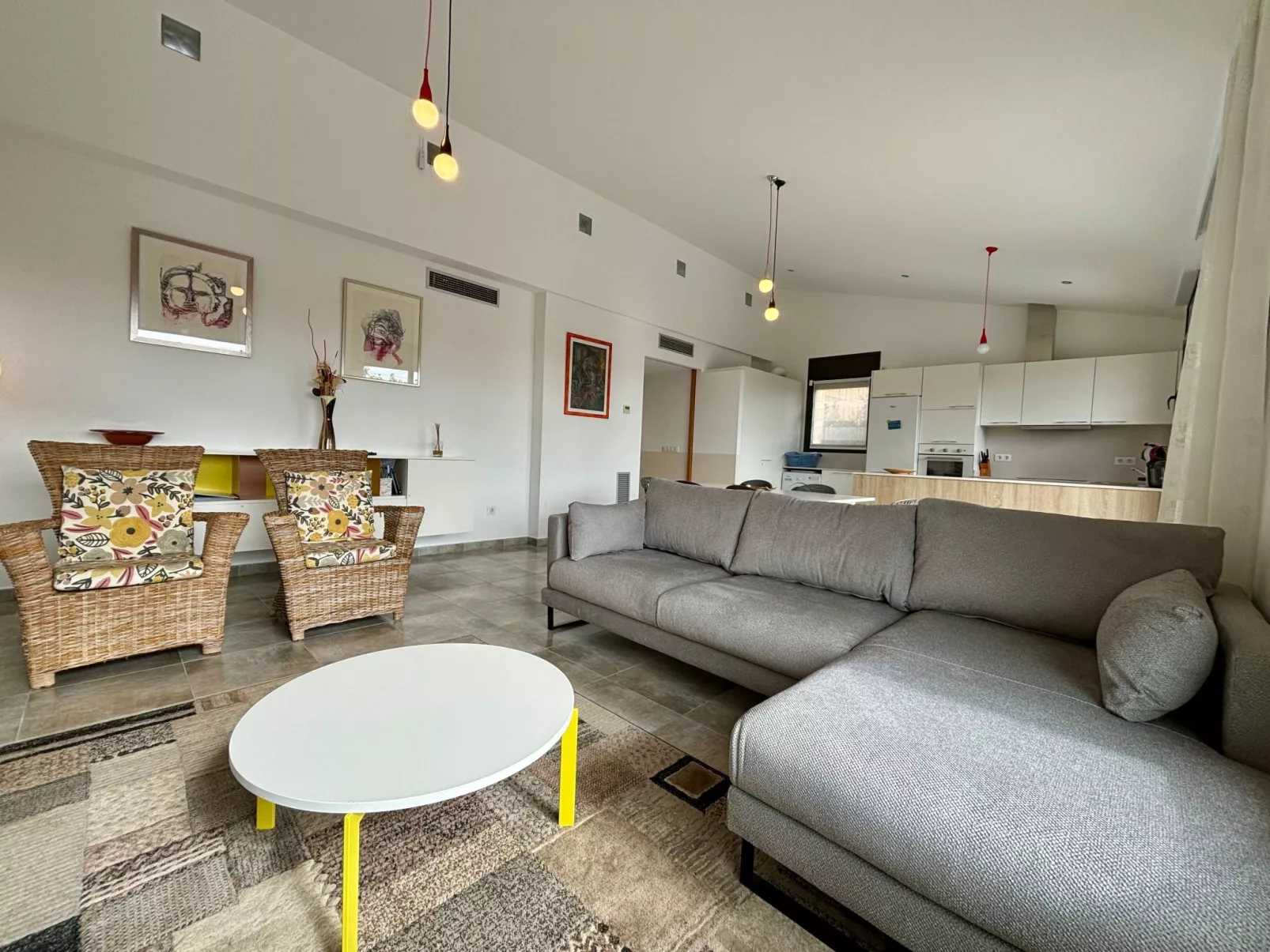 Sonnige Ferienvilla Medes Mar-Binnen