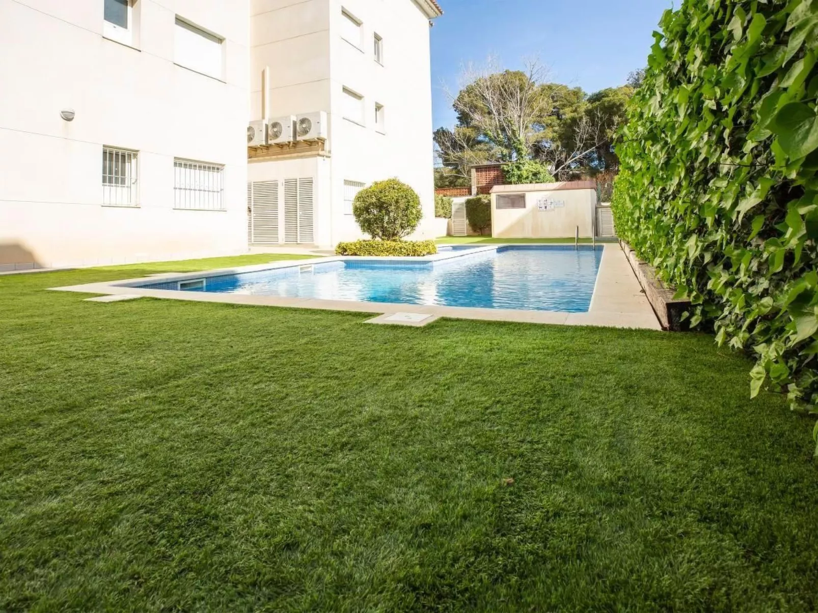 Ferranelles mit großer Terrasse-Buiten