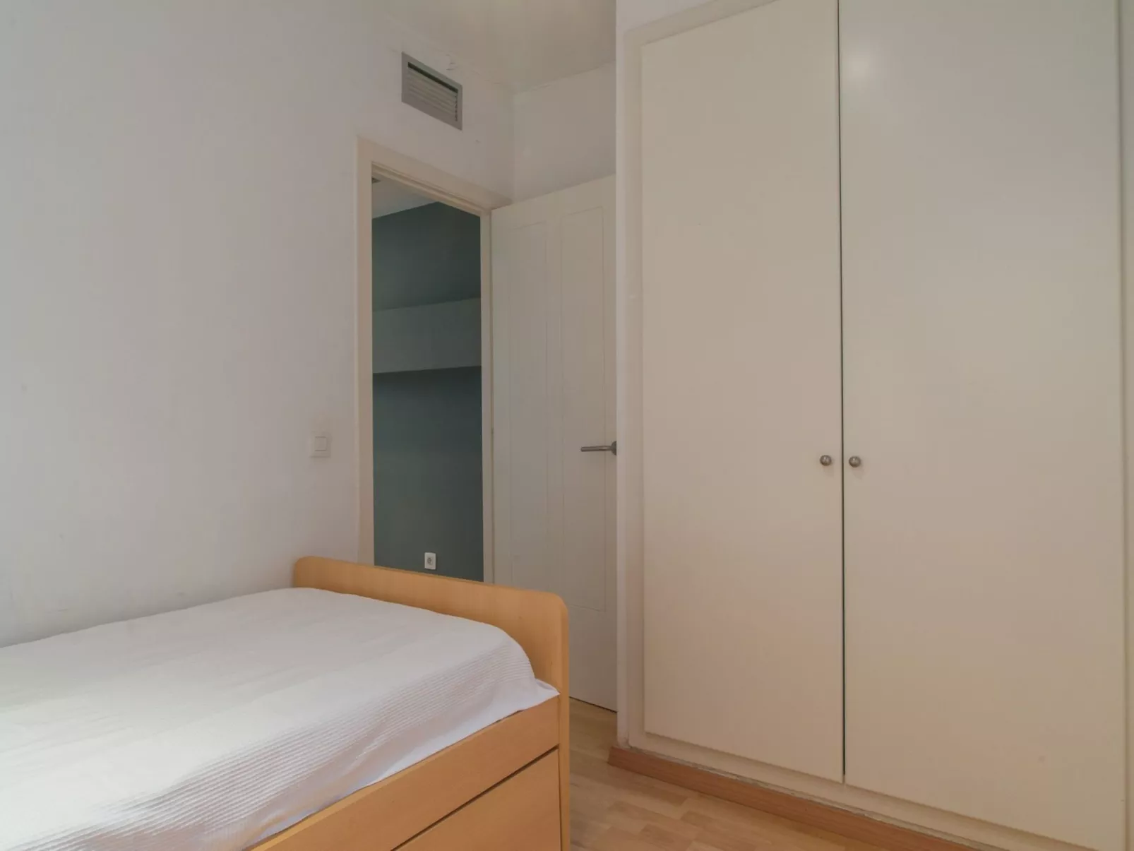 Costabravaforrent Pedró, Doppelhaushälfte für 6 Personen mit gemeinschaftlichem-Image-tags.info
