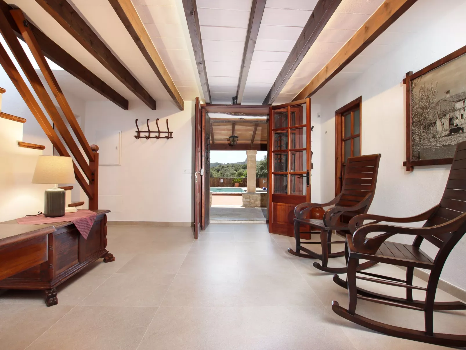 Große Villa auf dem Lande in der Nähe von Pollensa.-Buiten