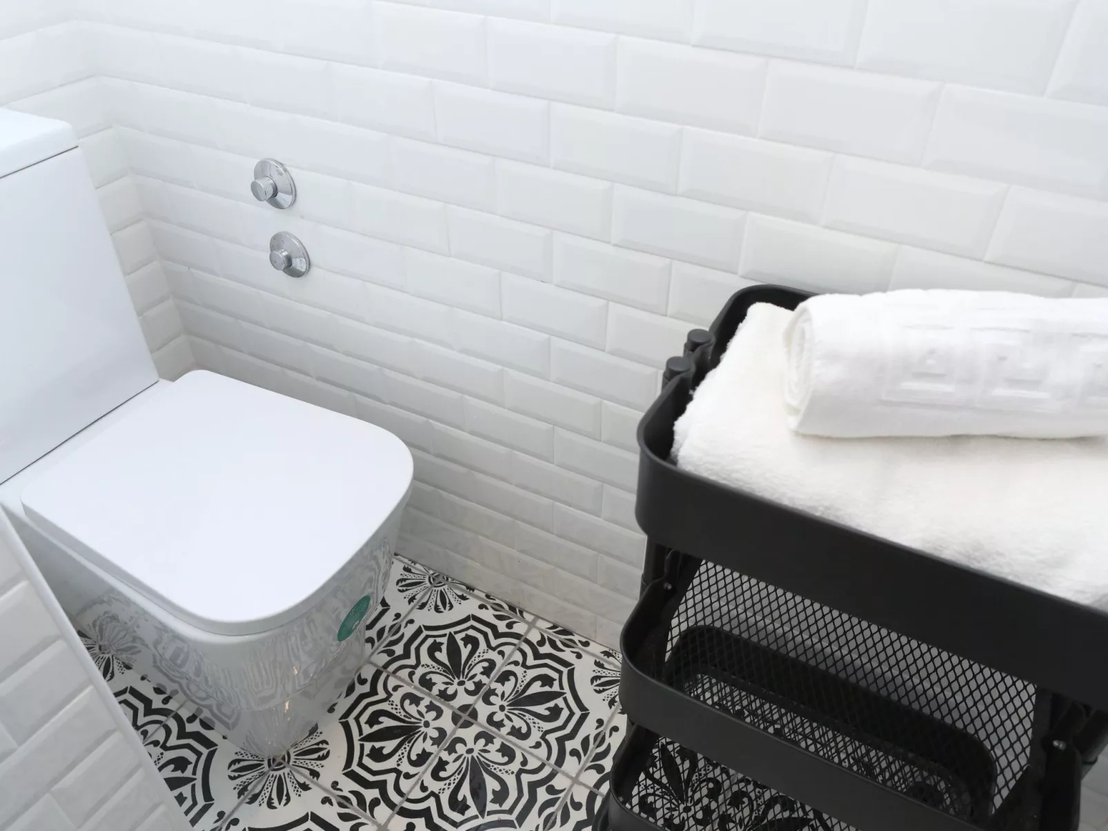 Charmante Wohnung in Cefalù mit Terrasse-Image-tags.info