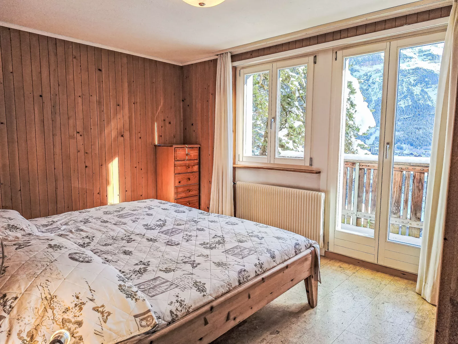 Chalet Shangri La-Binnen