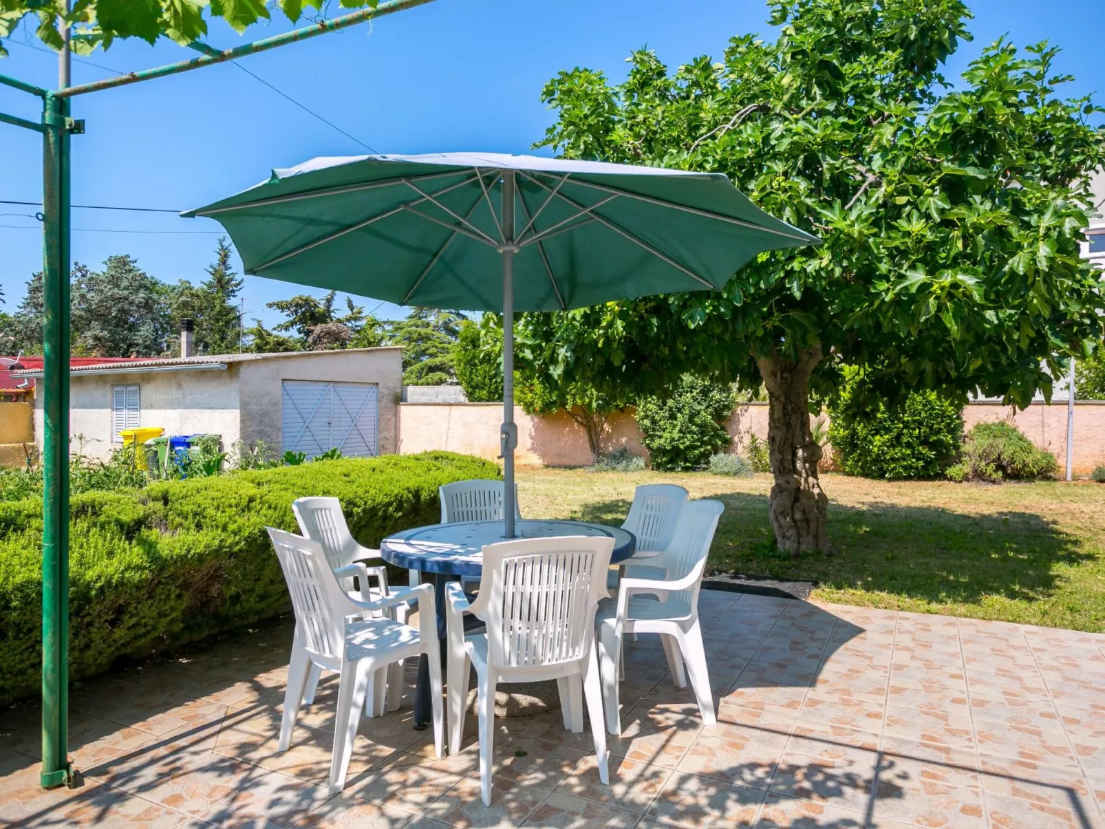 Wohnung "Miranda Veliki" mit Balkon-Buiten