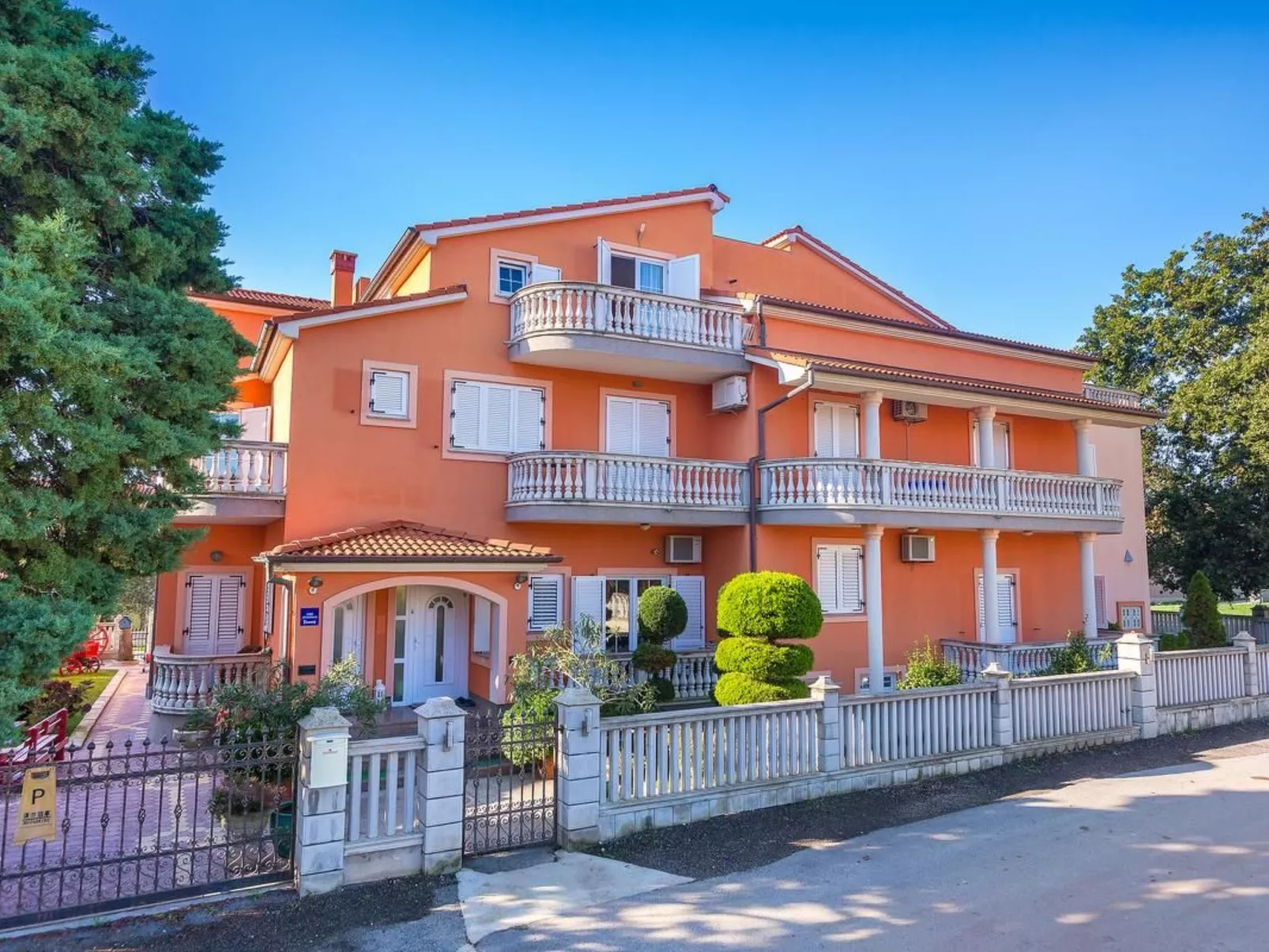 Studio-Wohnung "Marco Polo D1" mit Terrasse-Buiten