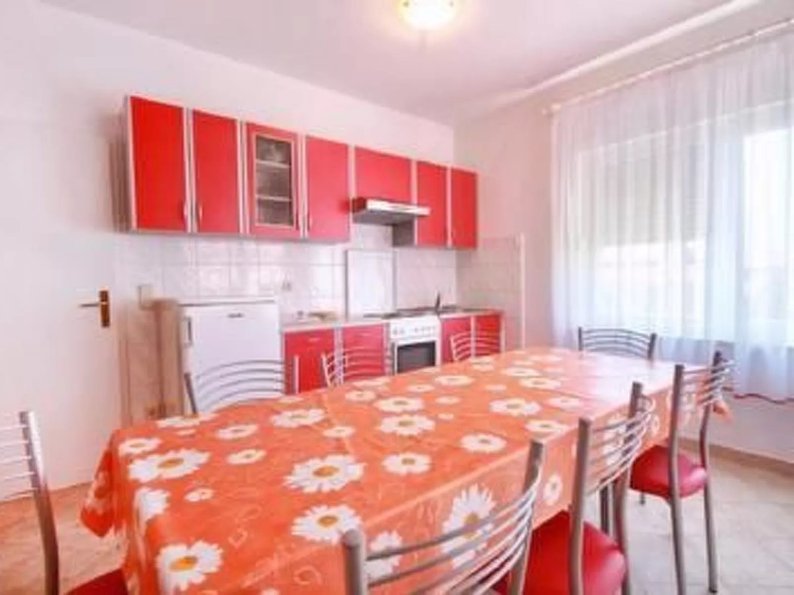 Wohnung "Cukon" mit Balkon-Image-tags.info