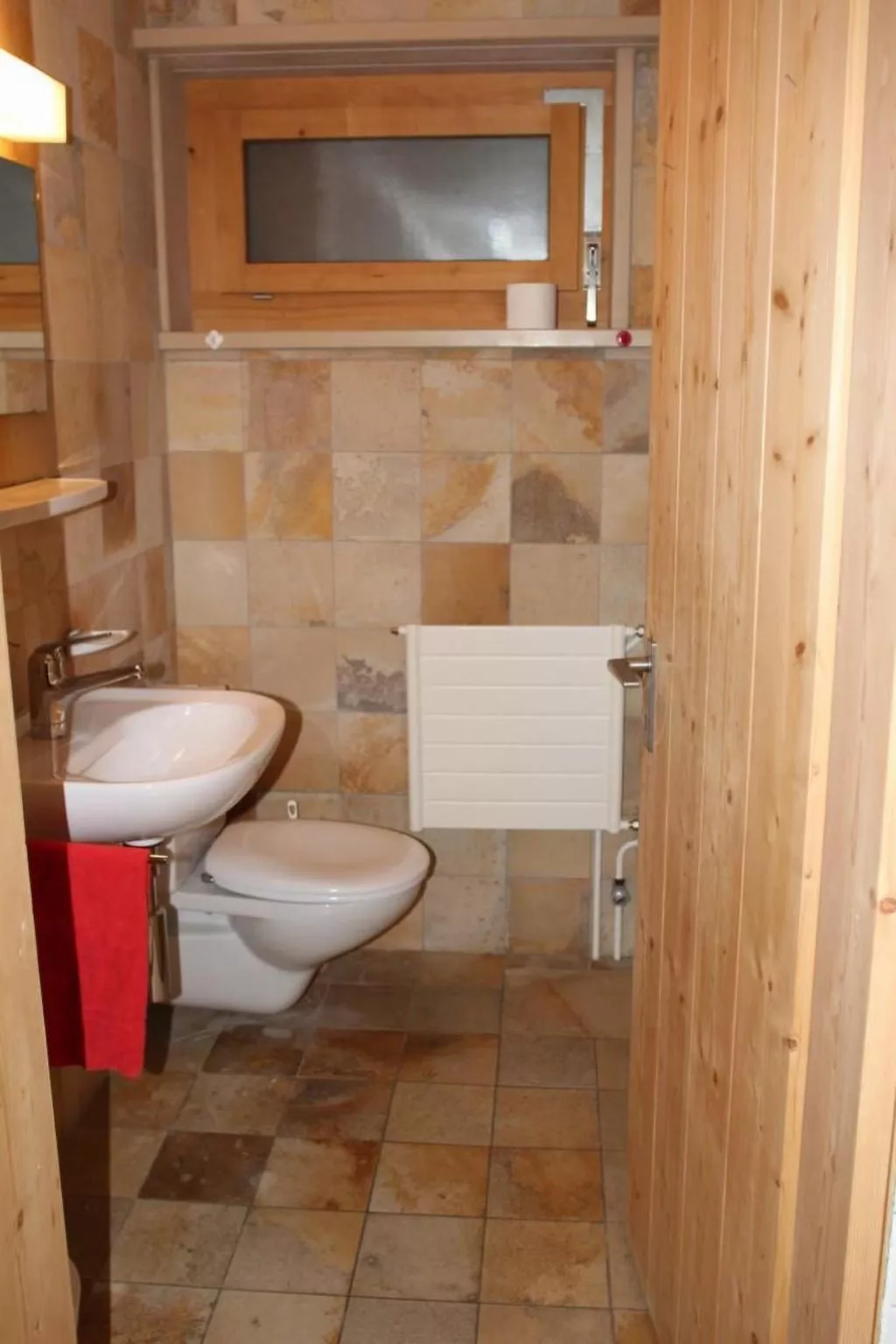 Haus Basilisk / EG & 1. Stock für 9 Personen-Binnen