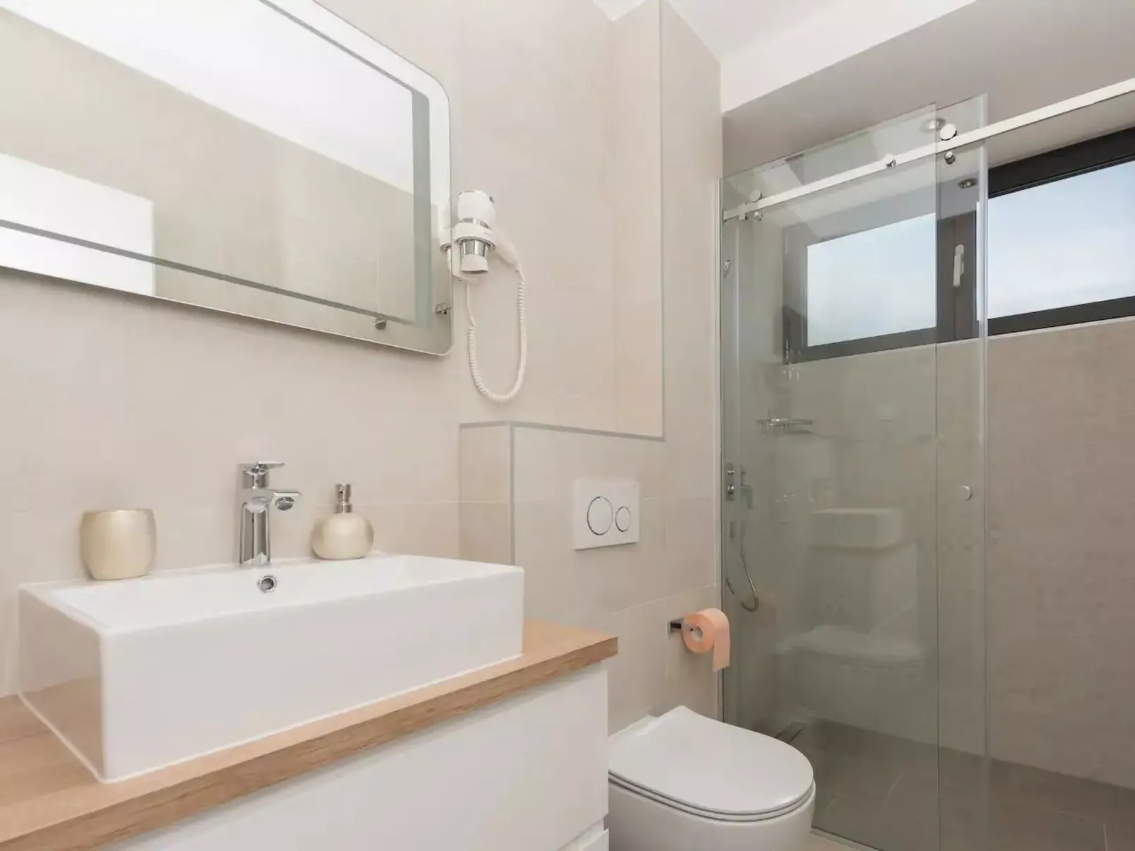 Villa VID-Image-tags.info