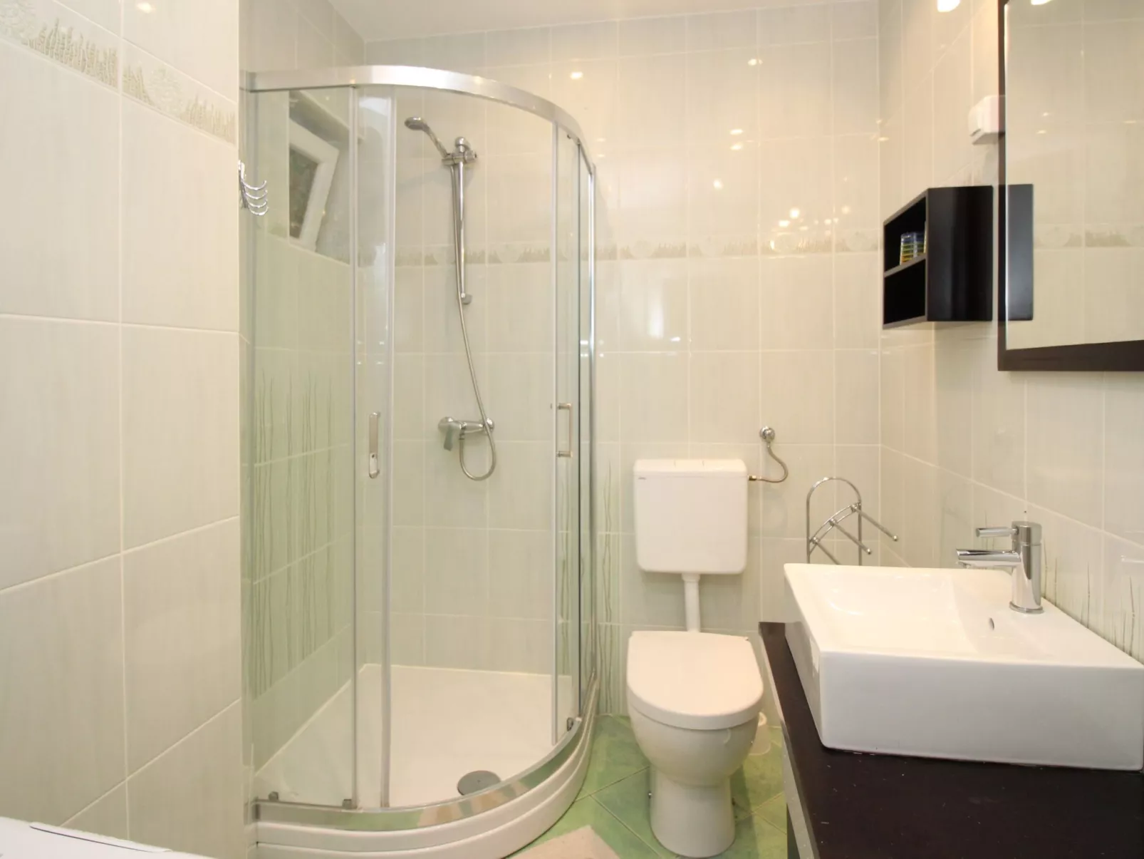 Neue Ferienwohnung in Baška mit Eigener Terrasse - Binnen