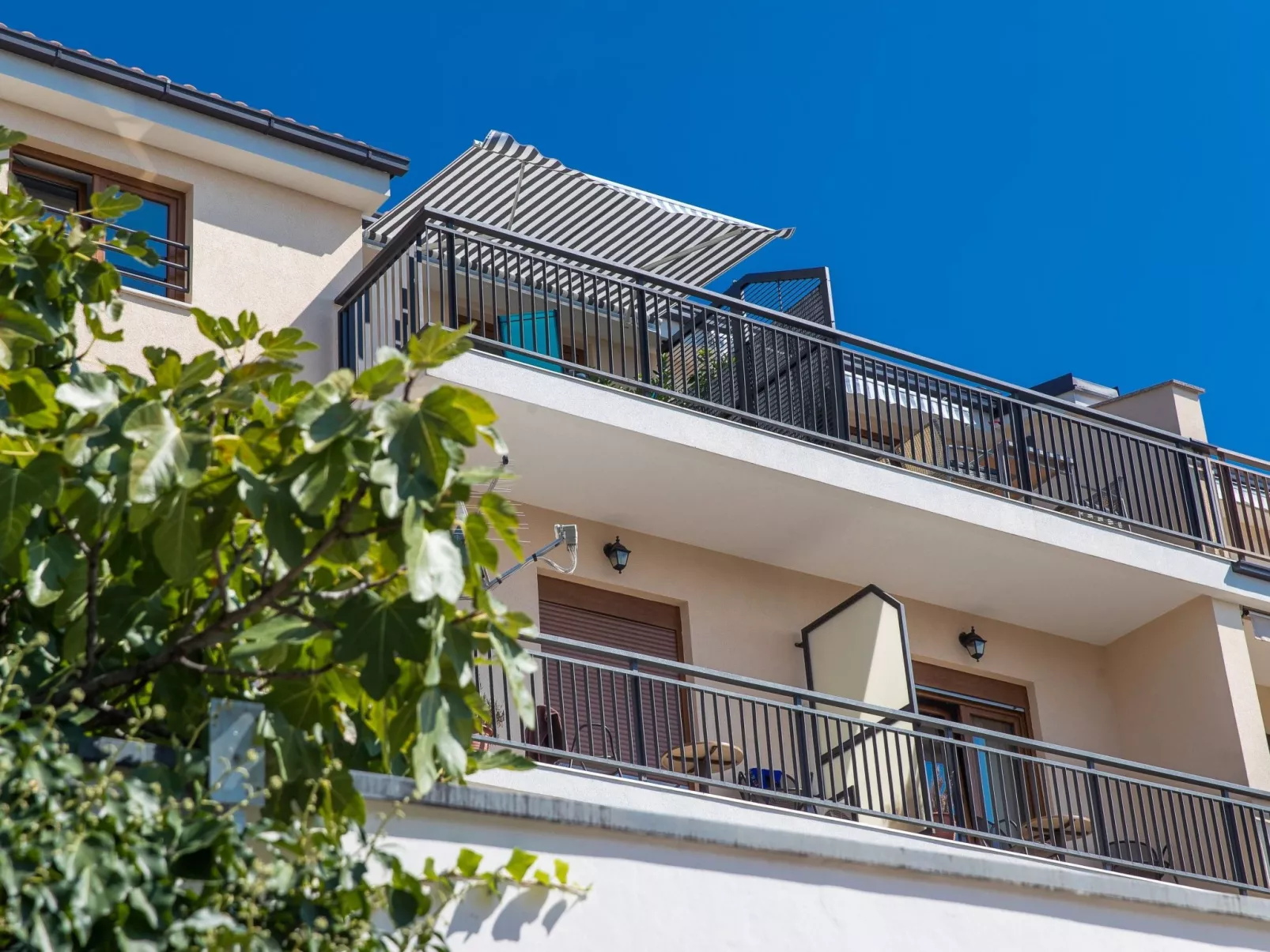 Wohnung für 2-3 Personen, 100m vom Strand entfernt-Buiten