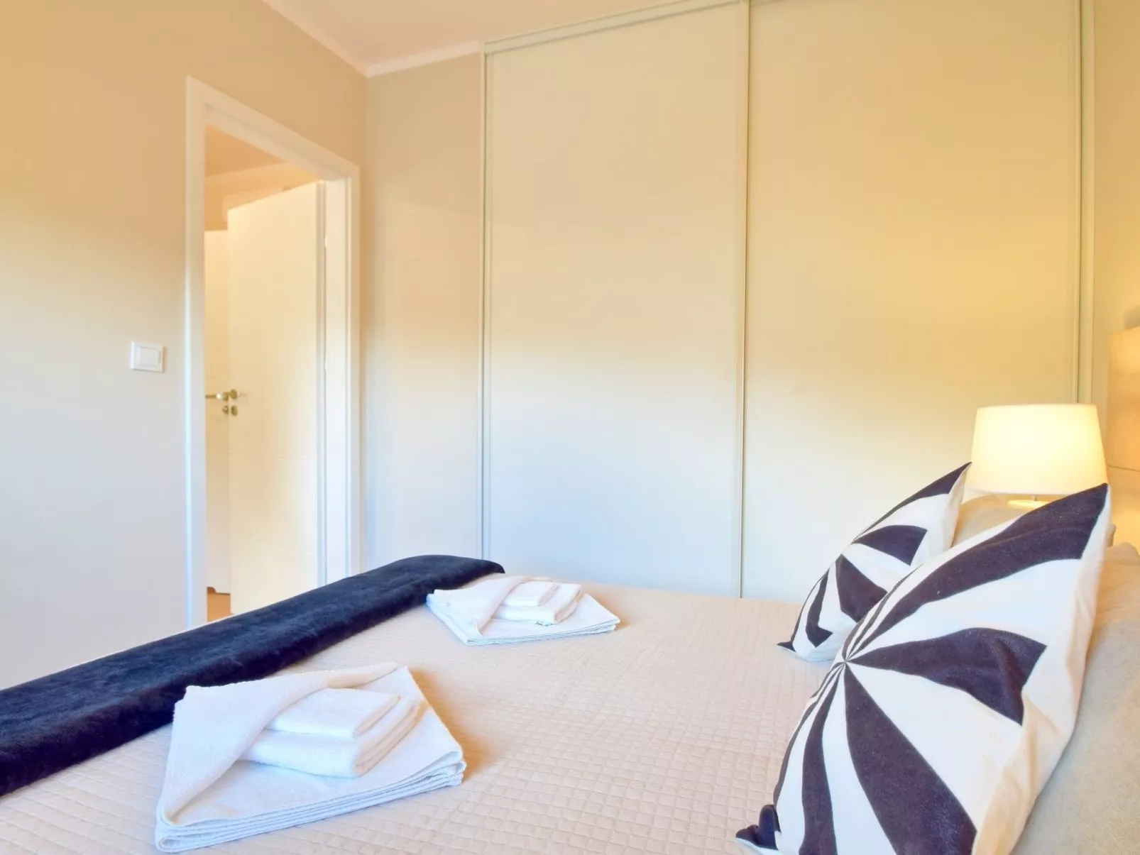 Sand Rose am Yachthafen-Image-tags.info