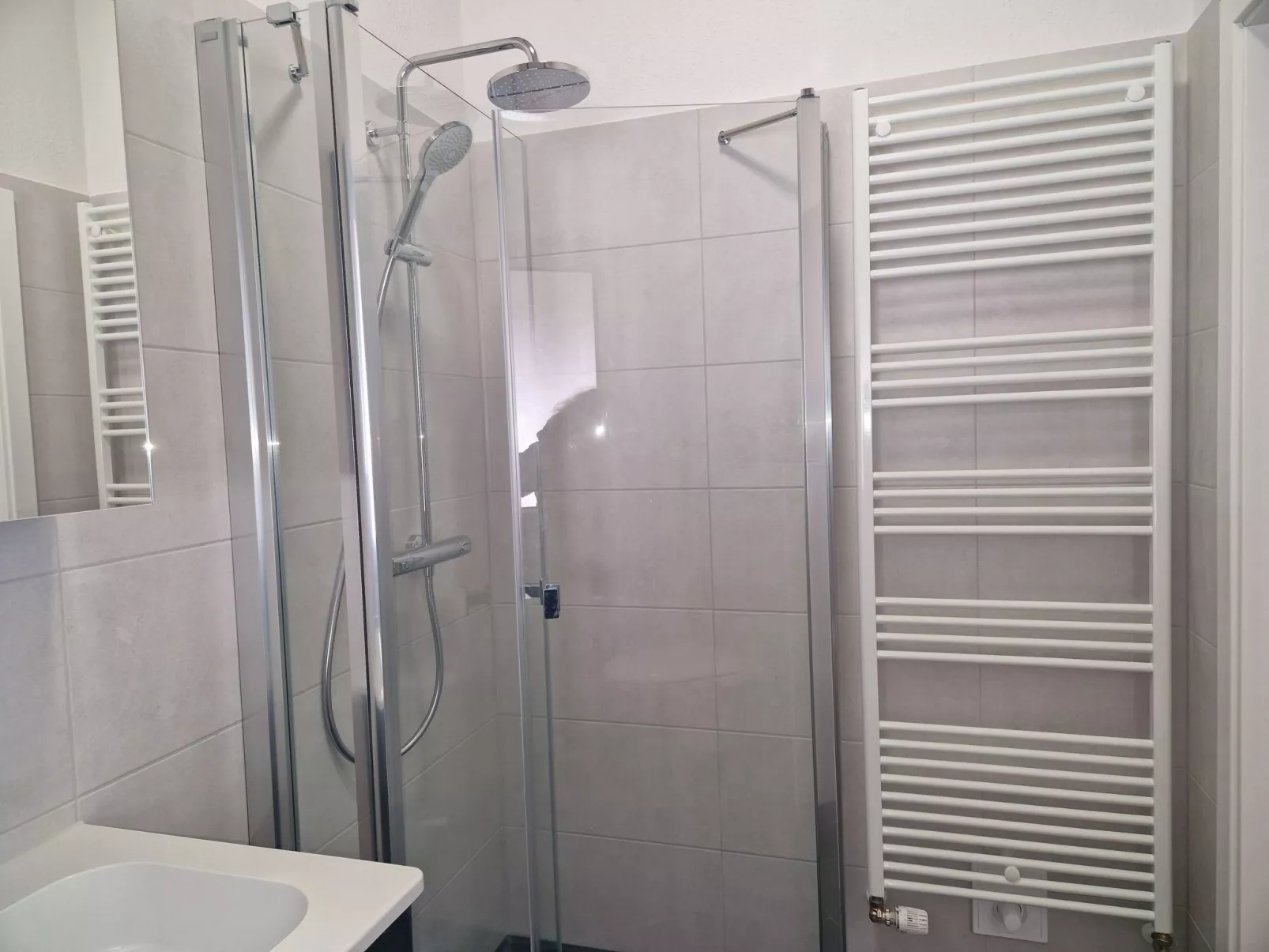 G4 Nordsee-Ferienhaus mit Sauna und Garten-Binnen