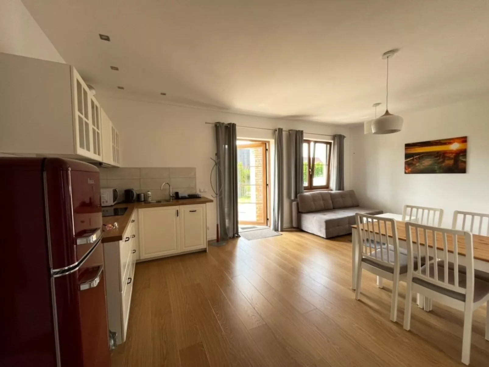 Komfortable Wohnung mit Garten, in der Nähe des Meeres-Binnen