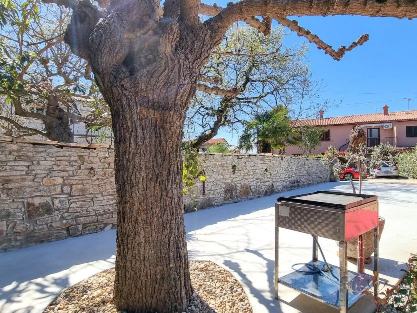 Für 3 Personen ca. 40 m&sup2; in Novigrad, Adriaküste Kroatien (Westküste von I-Image-tags.info