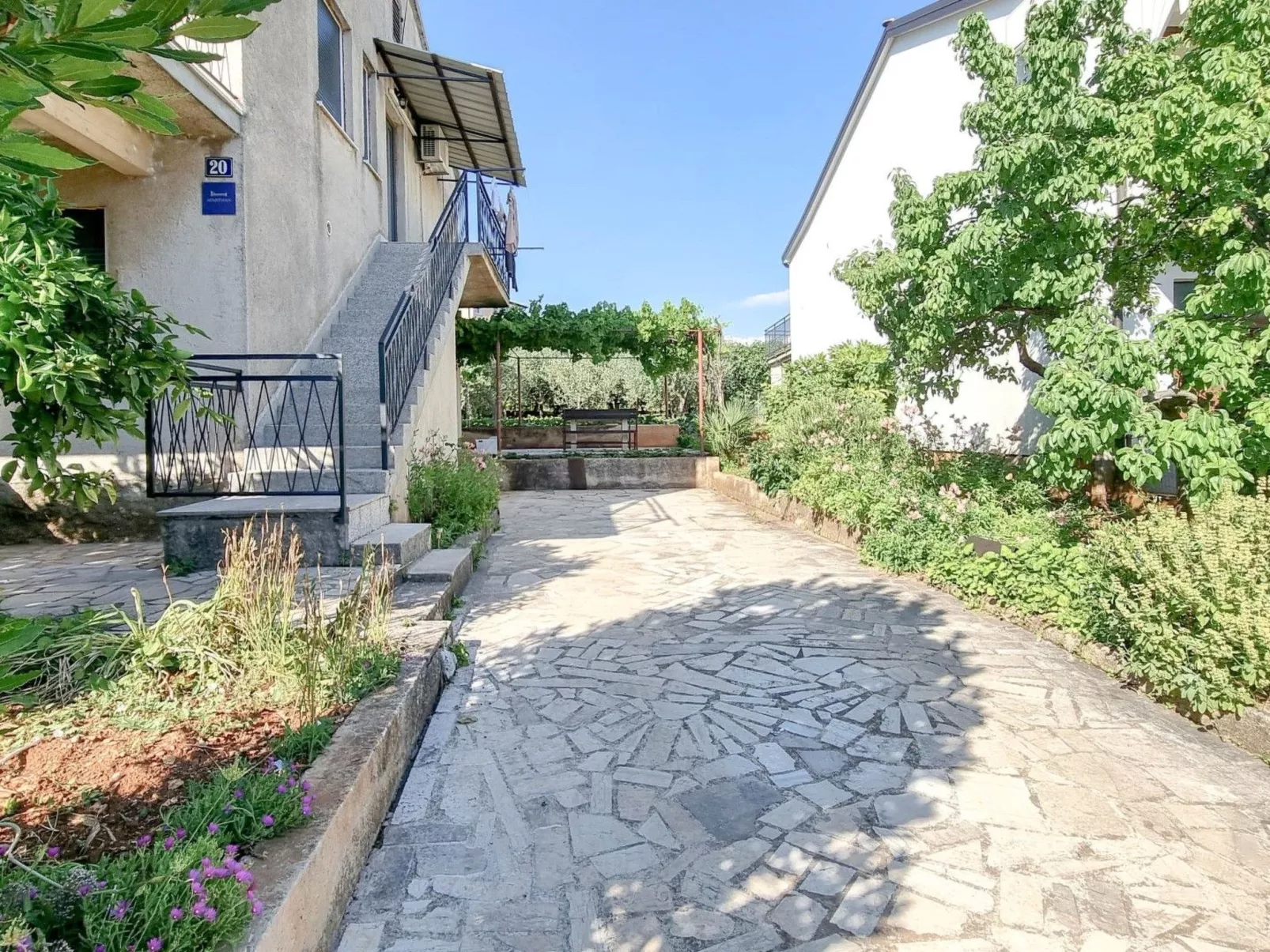 Wohnung "Ester" mit Balkon-Buiten