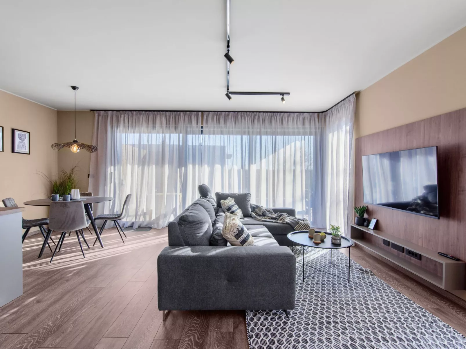 Quercus Village APP 10 mit privatem Pool-Binnen