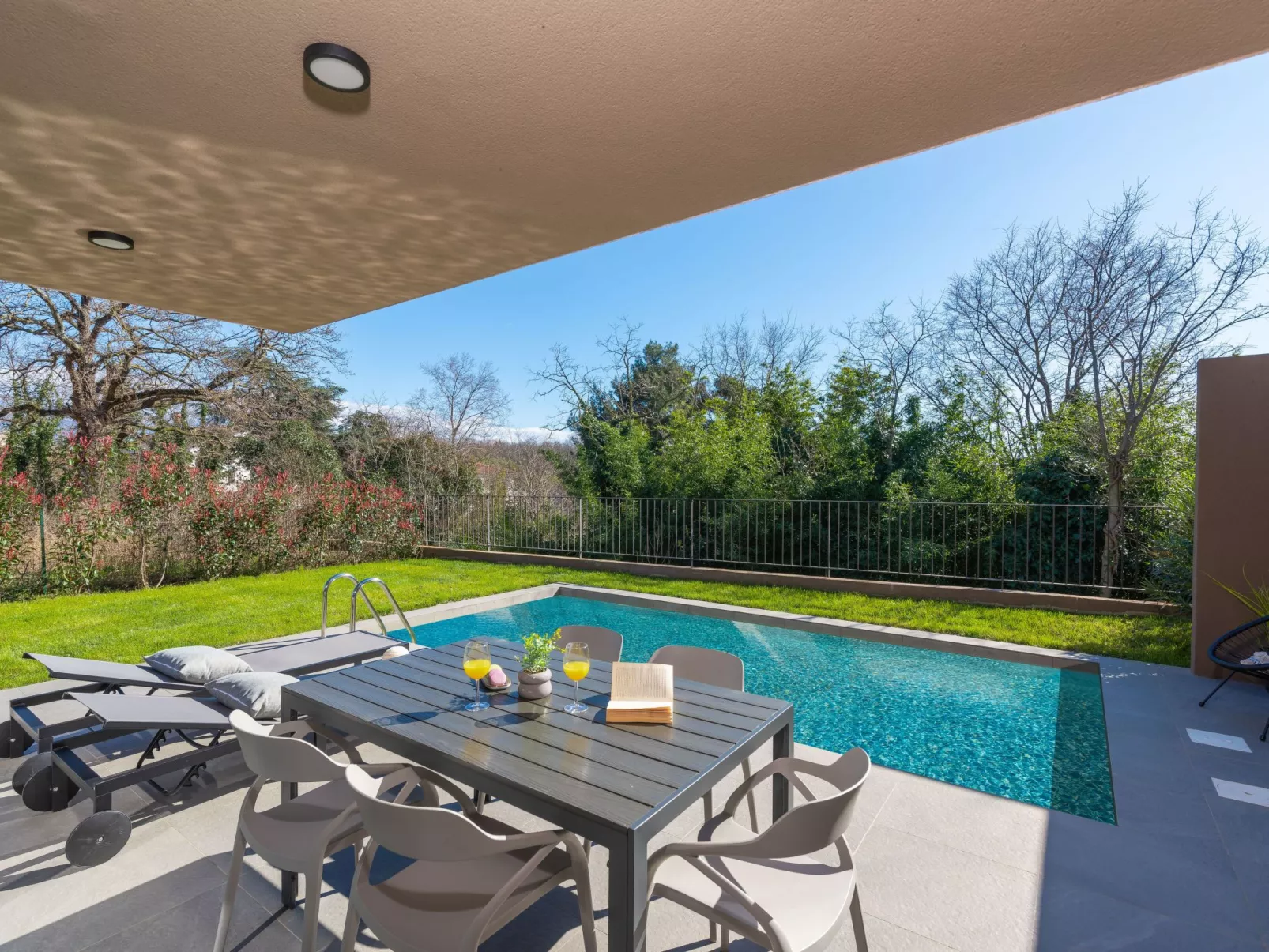 Quercus Village APP 3 mit privatem Pool-Buiten