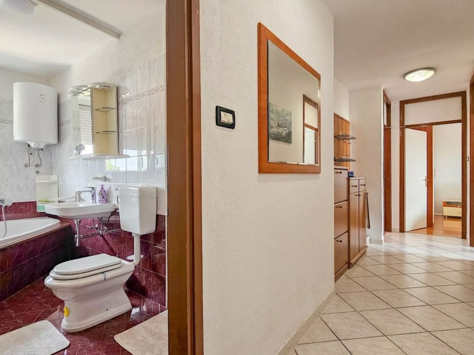 Wohnung im Zentrum mit einem Balkon-Binnen