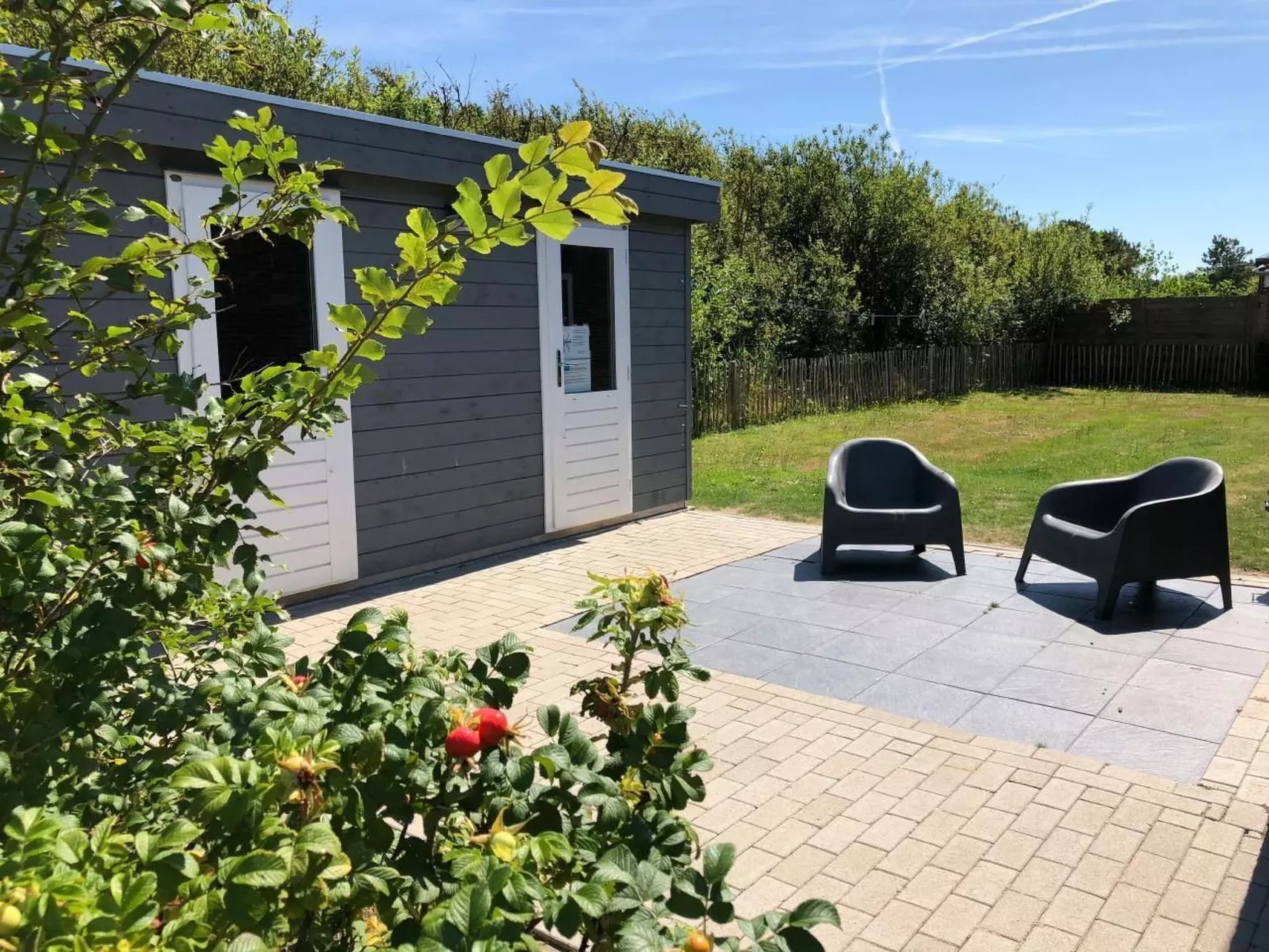 Schönes Ferienhaus Strandopgang in Julianadorp-Buiten