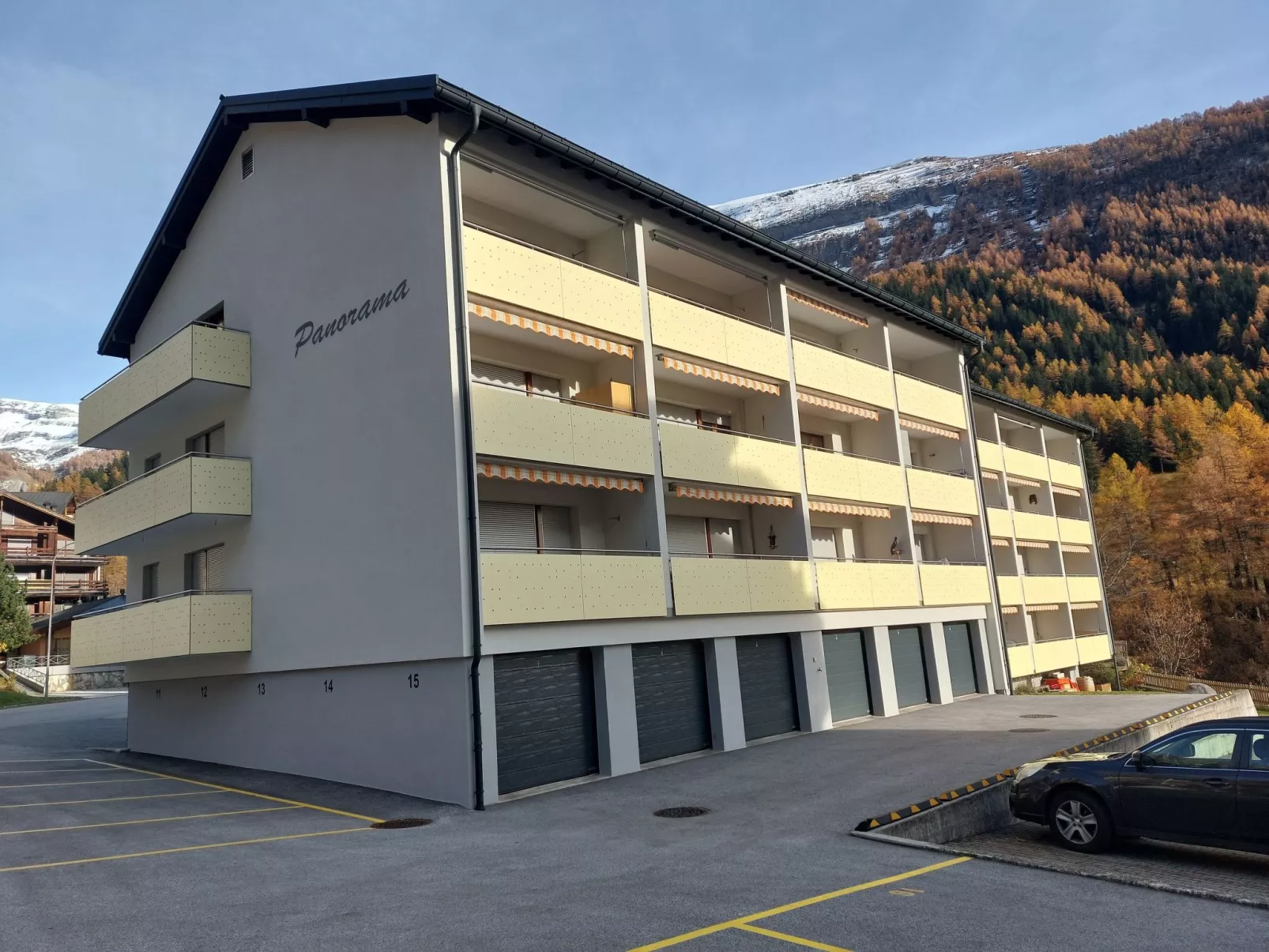 Renoviertes Studio mit mäjestätischer Aussicht-Buiten