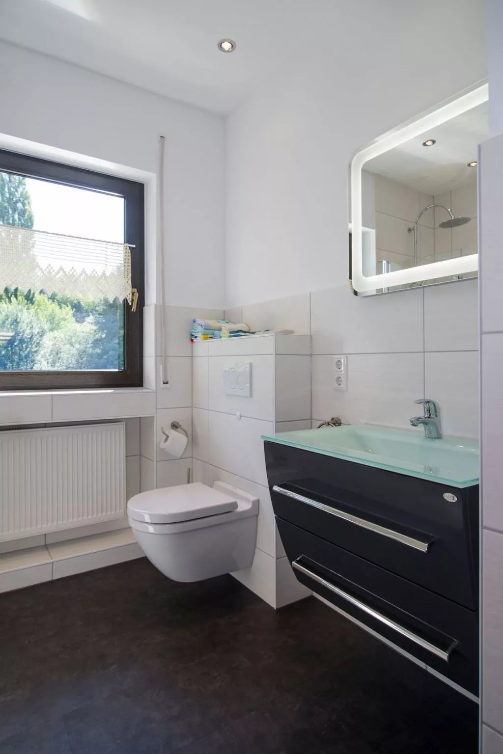 Gemütliches Ferienhaus in Hasenfeld mit Großem Garten-Binnen