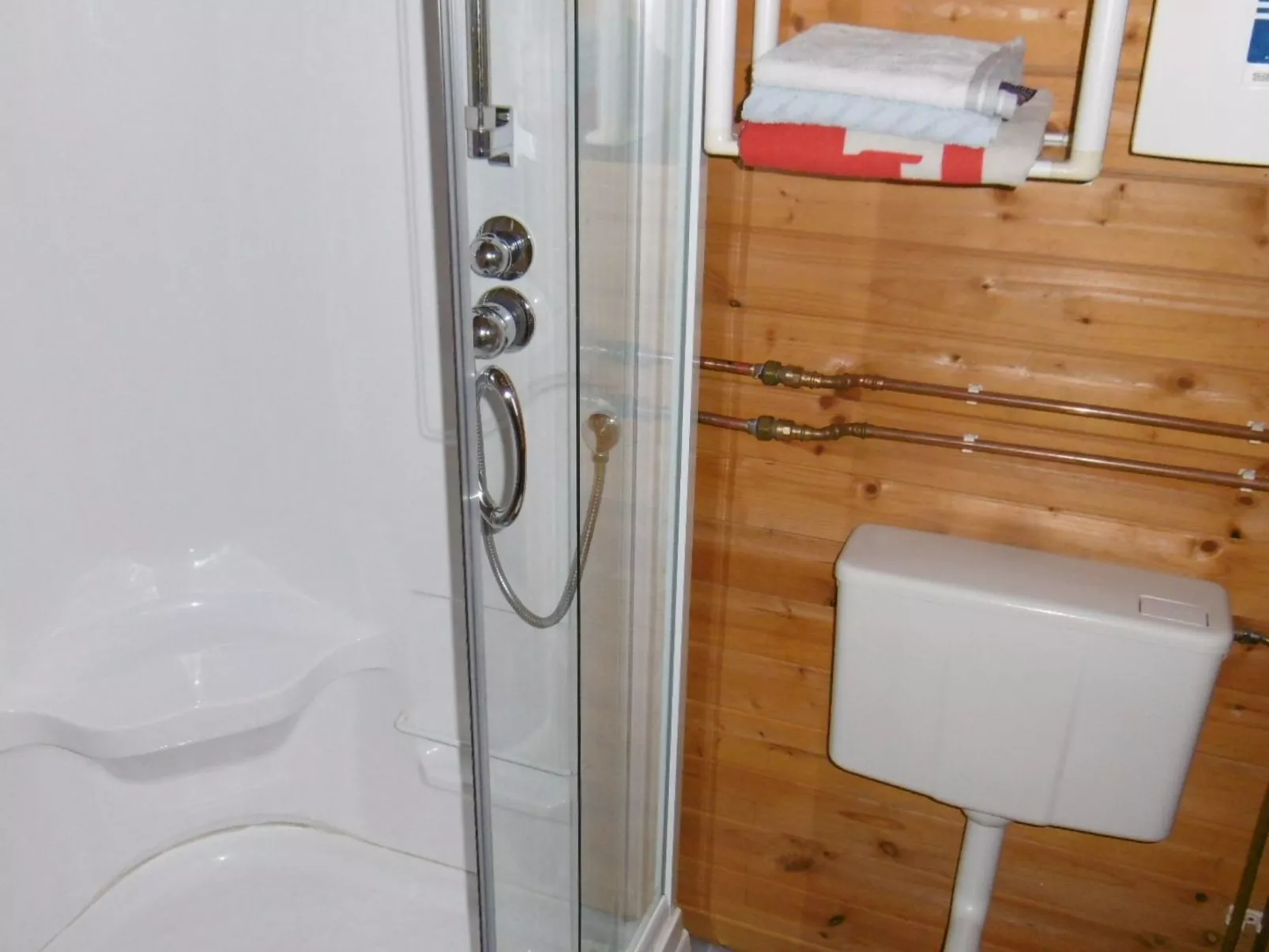 Blockhaus für fünf Personen-Binnen