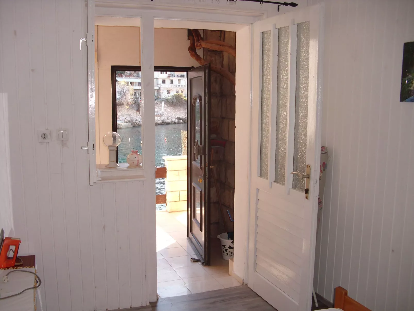 Erdgeschoss-Wohnung-Binnen