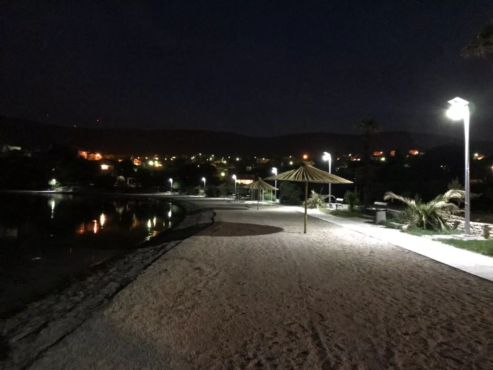 Stela in Karin Gornji-Buiten